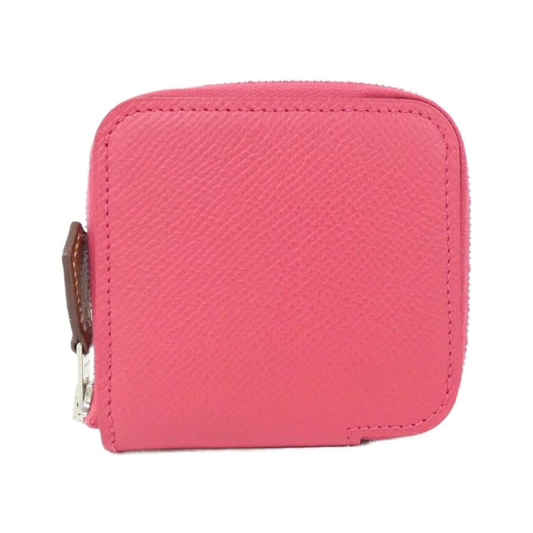 Hermes ONE TWO THREE Silk In Porte Monnaie 073573CK Wallet/Coin Case: --- Catalog ---Category: SizeSize (HxWxD): 8cm x 8cm x 1.5cm / 3.14'' x 3.14'' x 0.59''Category: DesignType: Coin purse/coin caseColor: Pink goldGender: Women,MenMaterial: Epsom leather , Silk