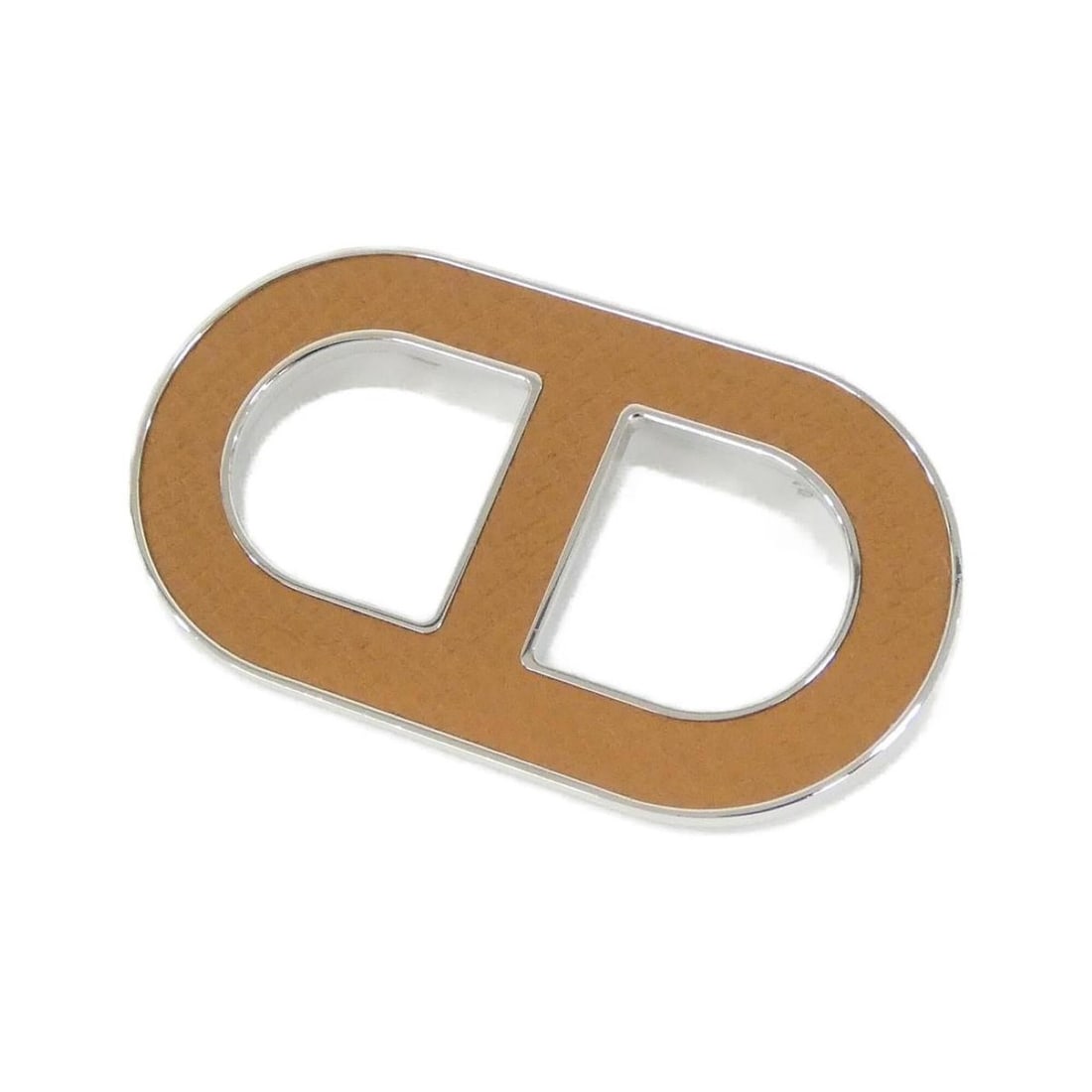 Hermes Hermès Chaine d'Ancre 500262FK Brooch: --- Catalog ---Category: SizeSize (HxWxD): 3cm x 6cm / 1.18'' x 2.36''Category: DesignType: BroochColor: Brown, SilverGender: WomenMaterial: Epsom leatherCategory: GeneralMPN: 500262FKBrand: