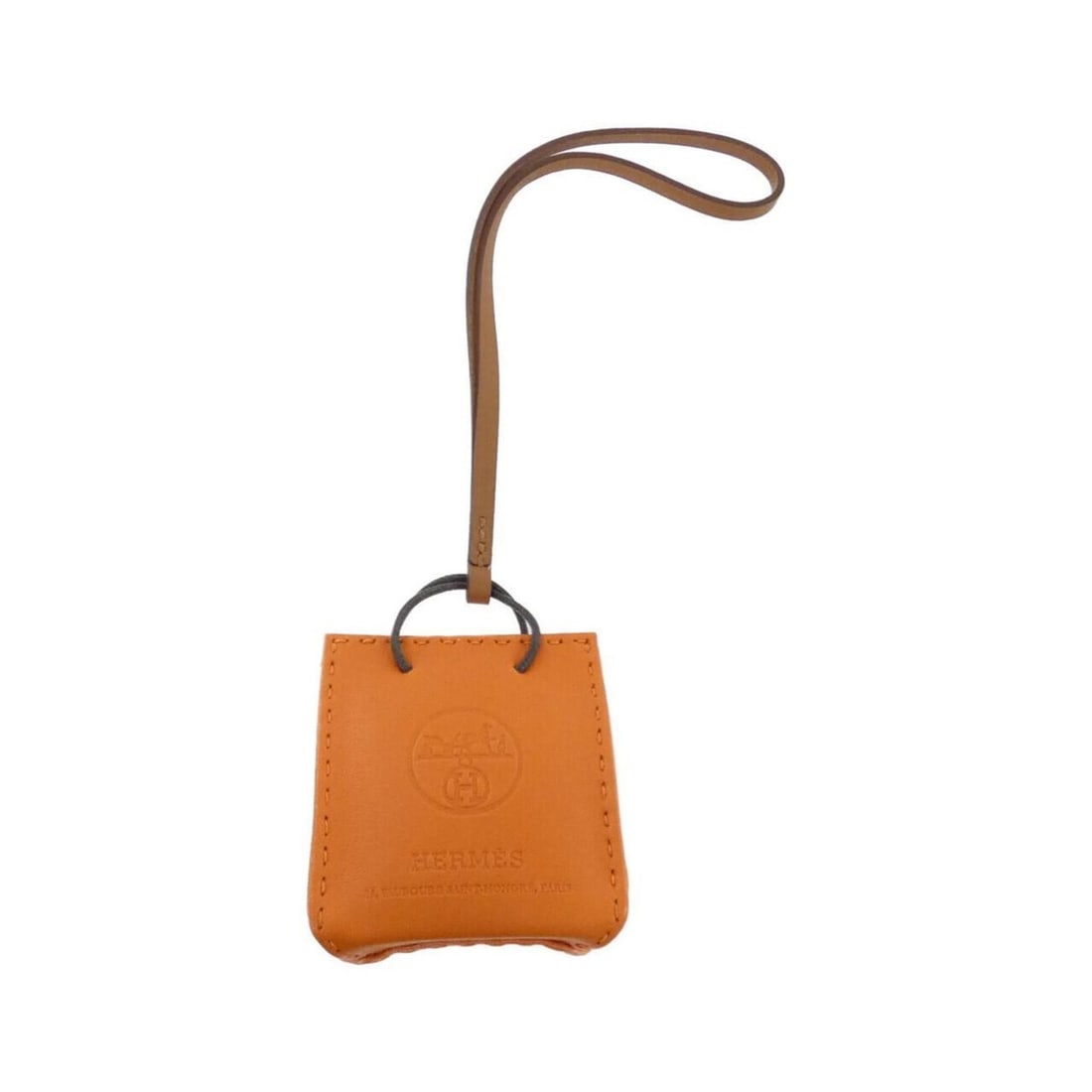 Hermes Sac Orange Accessory Bag Charm 079065CA: --- Catalog ---Category: SizeChain Length: 350.00mm / 13.78''Size (HxWxD): 60.00mm x 50.00mm / 2.36'' x 1.97''Category: DesignType: Handbag charmColor: Feu, OrangeGender: WomenMaterial: Agneau MiloCat