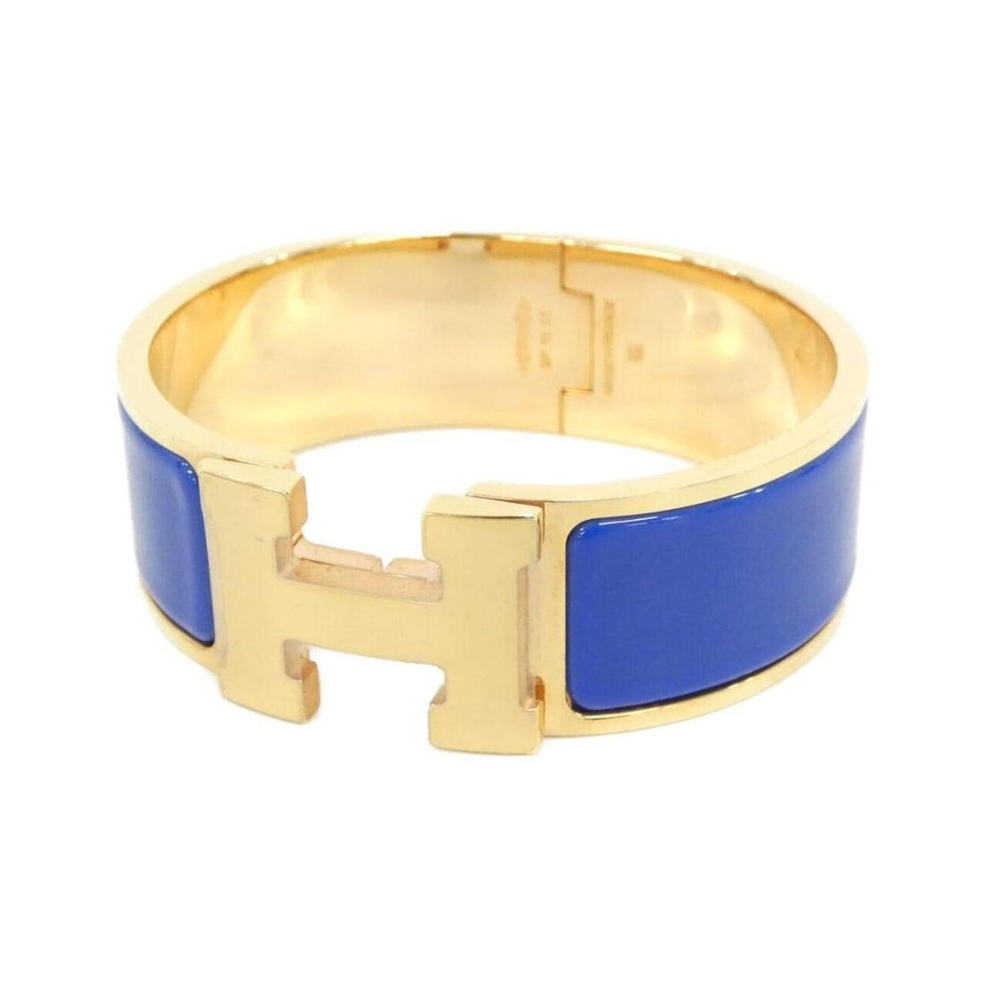 Hermes Clic Clac H PM 300001F Bracelet: --- Catalog ---Category: SizeLength: 16.5cm / 6.49''Category: DesignType: Charm braceletColor: Blue, GoldGender: WomenCategory: GeneralMPN: 300001FBrand: Hermes--- Item List ---Section: