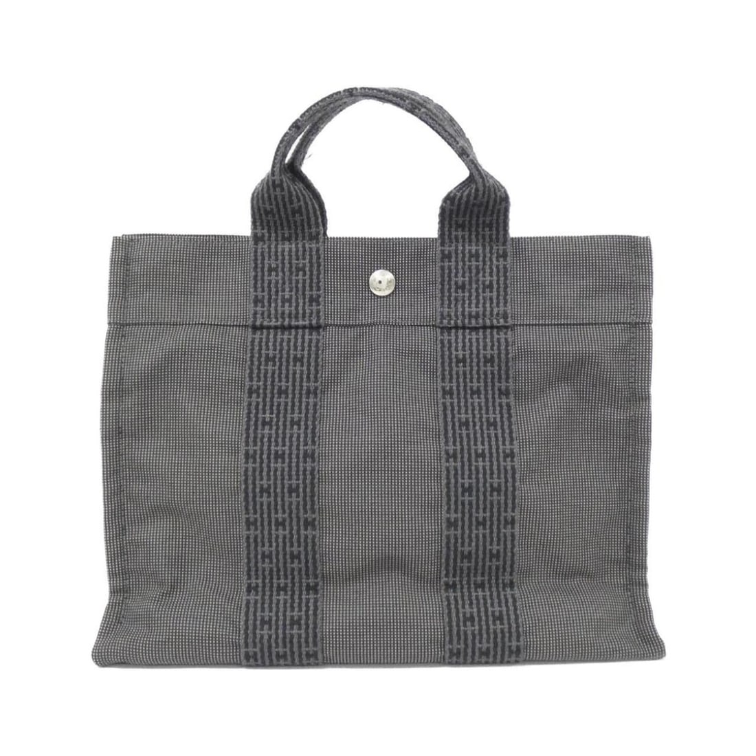 Hermes Herline PM 101056M Handbag: --- Catalog ---Category: SizeSize (HxWxD): 23cm x 31cm x 8cm / 9.05'' x 12.2'' x 3.14''Category: DesignType: HandbagColor: BlackGender: WomenMaterial: Canvas Category: GeneralMPN: 101056MBrand: