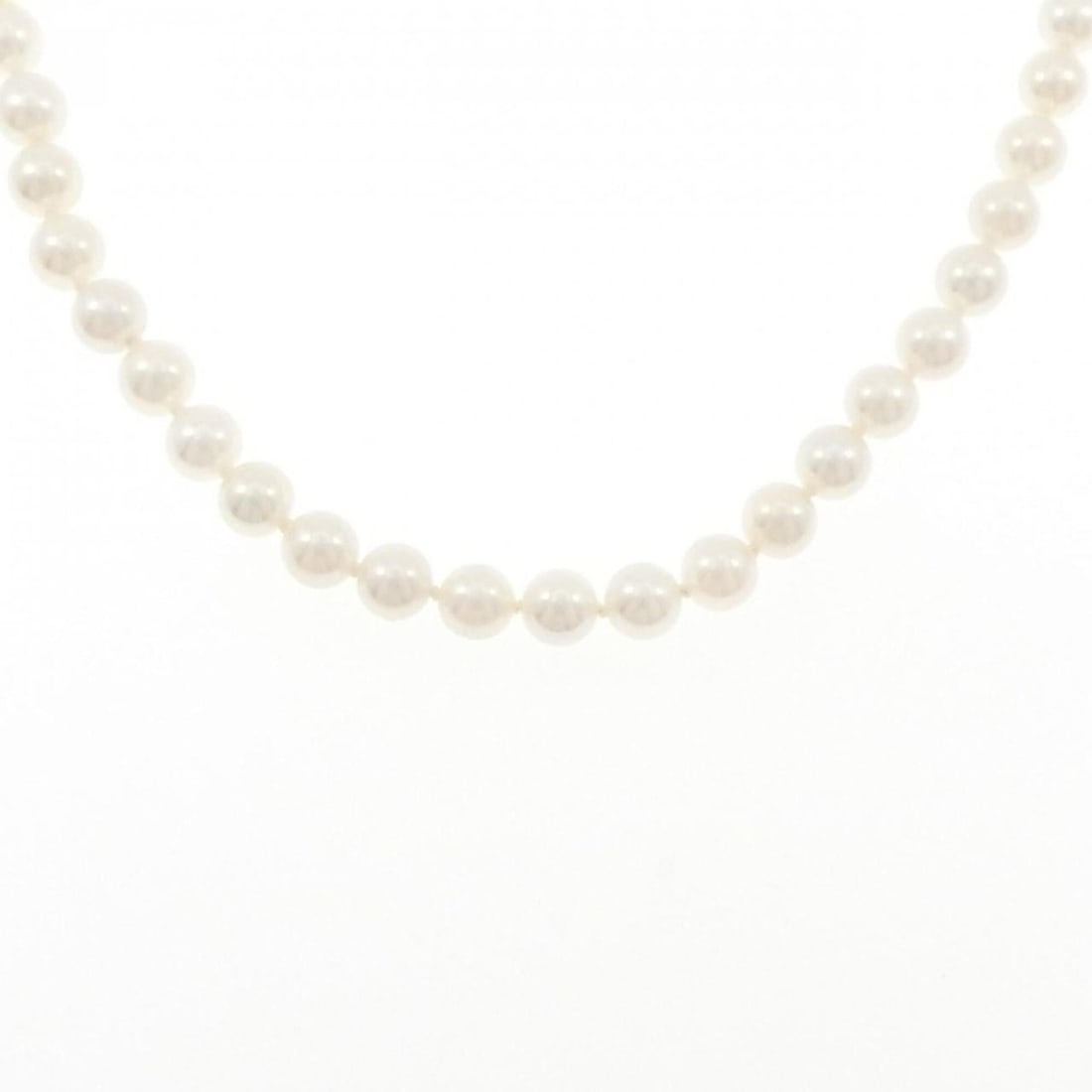 Tiffany Signature Necklace: --- Catalog ---Category: SizePendant Size: 5.3mm / 0.2''Neck Circumference: 45 cm / 17.71''Category: DesignGender: WomenMaterial: Yellow gold (18K)Necklace Type: NecklaceCategory: GeneralBrand: Tiffan