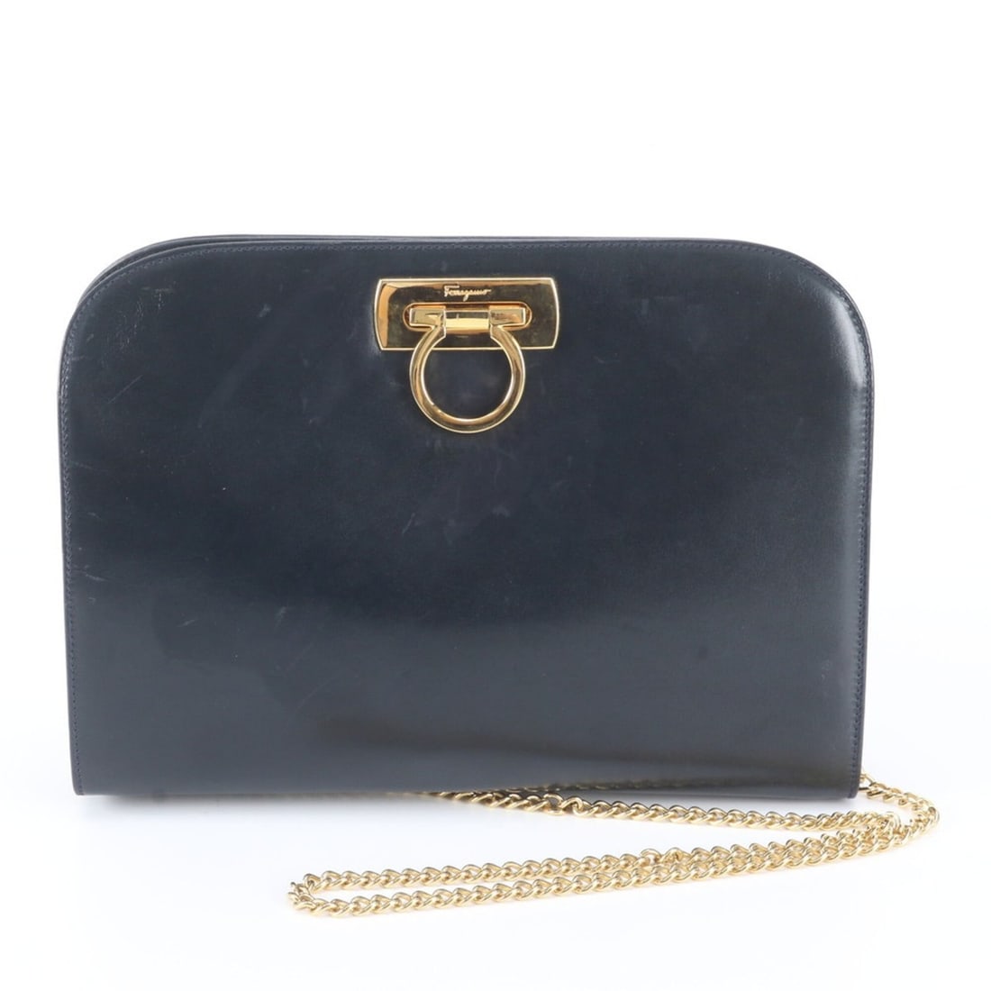 Salvatore Ferragamo Gancini Chain Leather Shoulder Bag, Black, Women's: --- Catalog ---Category: SizeSize (HxWxD): 20cm x 28cm x 5cm / 7.87'' x 11.02'' x 1.96''Category: DesignType: Shoulder bagColor: BlackGender: WomenMaterial: Leather Category: GeneralBrand: Salvatore F