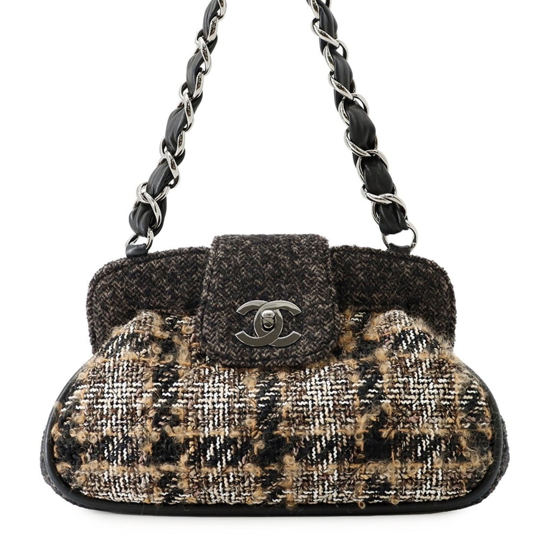 Chanel handbag, Coco Mark, Matelassé tweed, black, sale item, handbag for women, CHANEL: --- Catalog ---Category: SizeSize (HxWxD): 17cm x 27cm x 11cm / 6.69'' x 10.62'' x 4.33''Category: DesignType: Shoulder bagColor: Black, Dark brown, Multi-colorGender: WomenMaterial: Tweed , Leather C