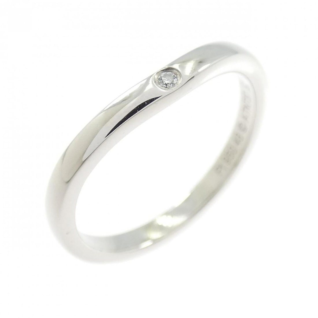 Cartier Ballerina 3P Ring: --- Catalog ---Category: SizeUS Size: 4.5Brand Size: 48Category: DesignType: Band ringStone: DiamondGender: WomenMaterial: Platinum 950Category: GeneralMPN: CRB4092900Brand: Cartier--- Item List