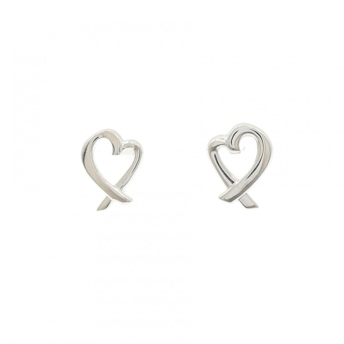 Tiffany Loving Heart Mini Earrings: --- Catalog ---Category: SizeSize (HxWxD): 10.50mm x 8.00mm / 0.41'' x 0.31''Category: DesignType: Stud earringsGender: WomenMaterial: Silver 925Category: GeneralMPN: 60022027Brand: Tiffany--- Item