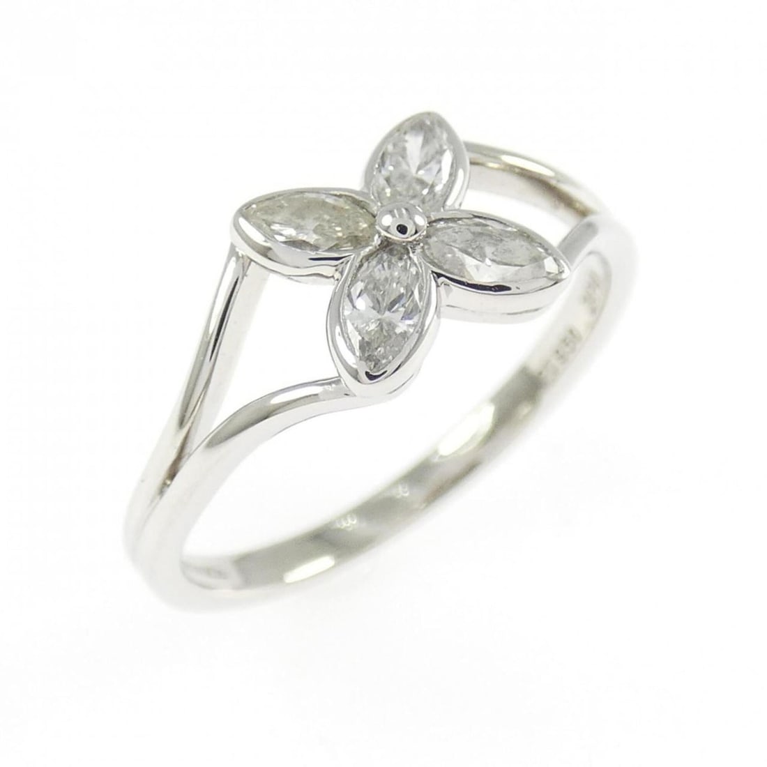 Tiffany Victoria Ring: --- Catalog ---Category: SizeJP Size: 8.5US Size: 4.5Category: DesignType: Band ringStone: DiamondGender: WomenMaterial: Platinum 950Category: GeneralBrand: Tiffany--- Item List ---Section: