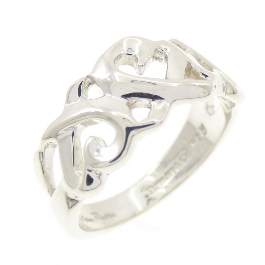 Tiffany Triple Loving Heart Ring: --- Catalog ---Category: SizeJP Size: 9.0US Size: 5Category: DesignType: Band ringGender: WomenMaterial: Silver 925Category: GeneralBrand: Tiffany--- Item List ---Section: ConditionRanking: Rank A