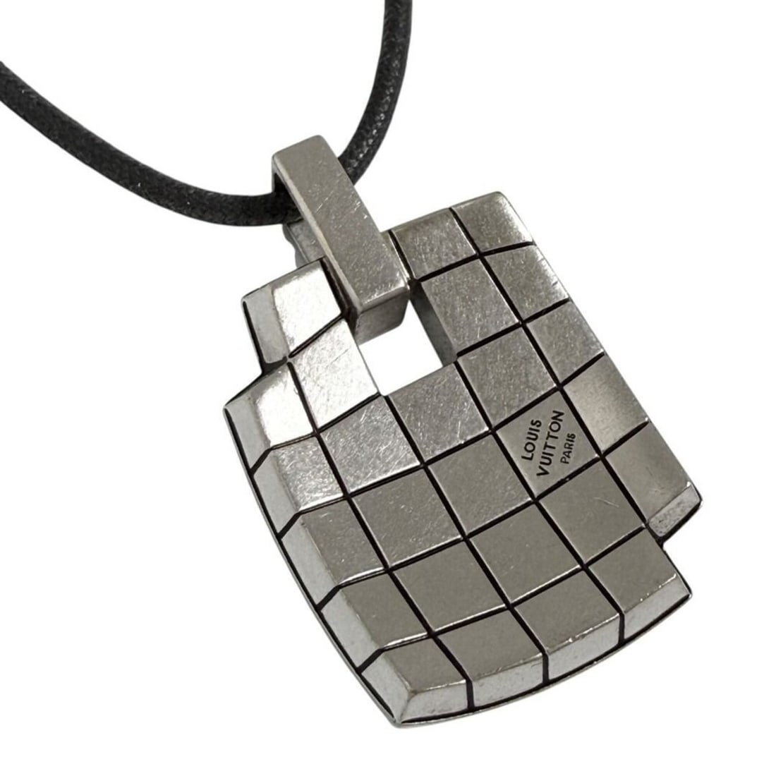 Louis Vuitton Men's Pendant Cord Necklace, Damier Mosaic, 60cm: --- Catalog ---Category: SizeNeck Circumference: 60 cm / 23.62''Category: DesignGender: MenMaterial: MetalNecklace Type: NecklaceCategory: GeneralBrand: Louis Vuitton--- Item List ---Section: Conditio