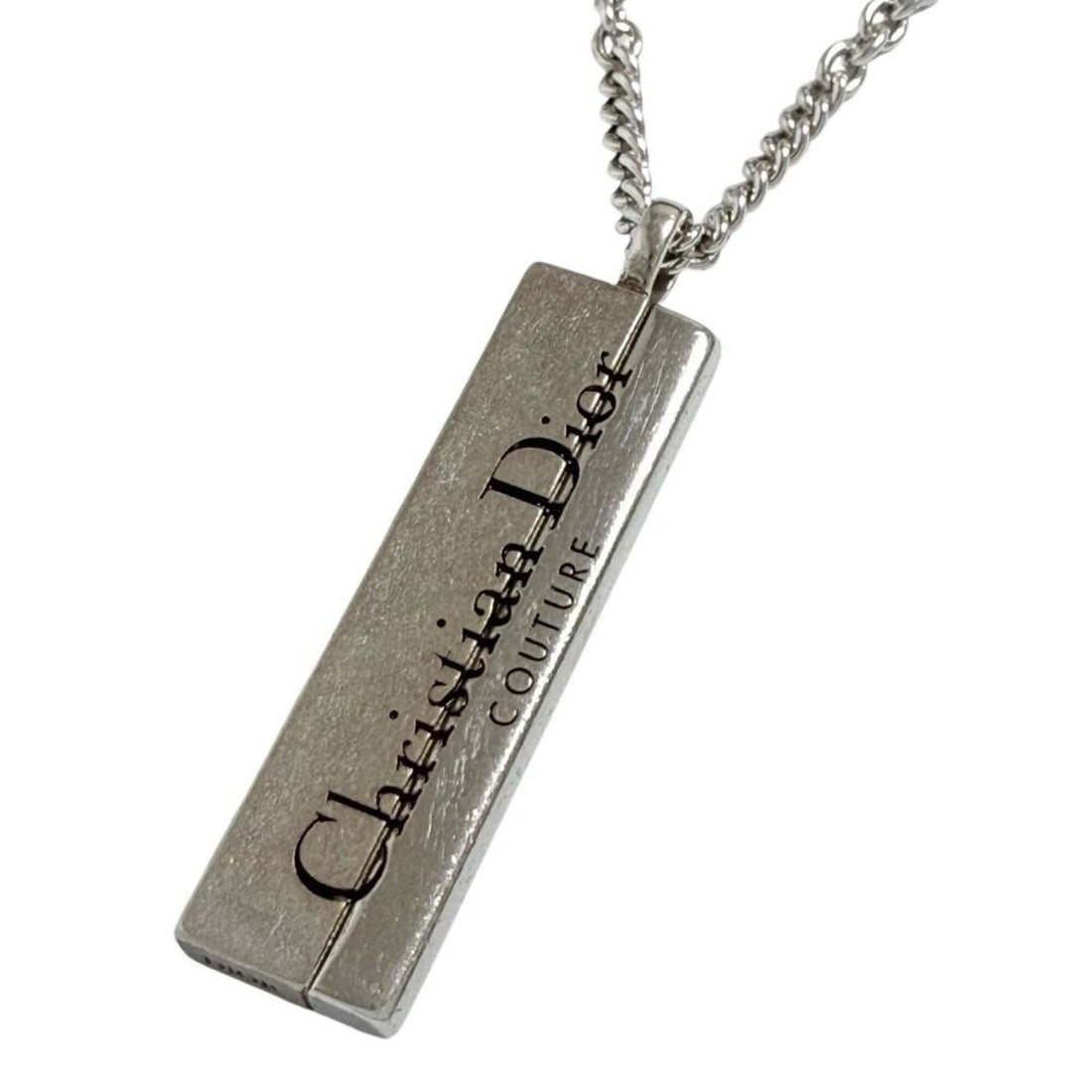 Christian Dior Dior Men's Plate Pendant Necklace, Sterling Silver 925, Couture: --- Catalog ---Category: SizeNeck Circumference: 54 cm - 58 cm / 21.25'' - 22.83''Category: DesignGender: MenMaterial: Silver 925Necklace Type: Pendant necklaceCategory: GeneralBrand: Christian Dior--