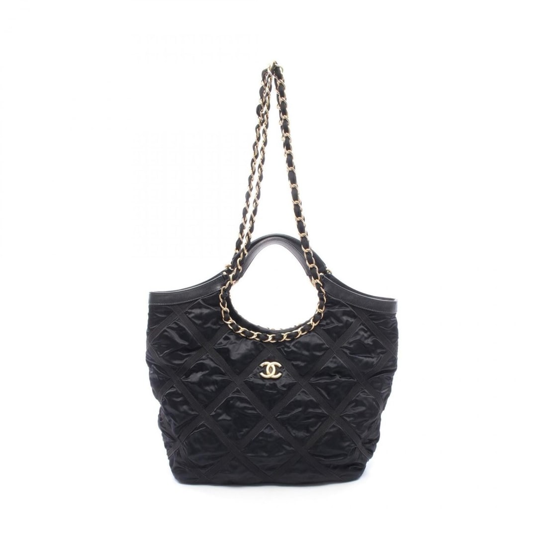 Chanel Matelassé 2-Way Tote Bag/Handbag, Fabric and Leather, Women's, Black (AS3152): --- Catalog ---Category: SizeSize (HxWxD): 27cm x 34cm x 8cm / 10.62'' x 13.38'' x 3.14''Category: DesignType: Handbag, Tote bagColor: BlackGender: WomenMaterial: Fabric , Leather Hardware Color: Gold