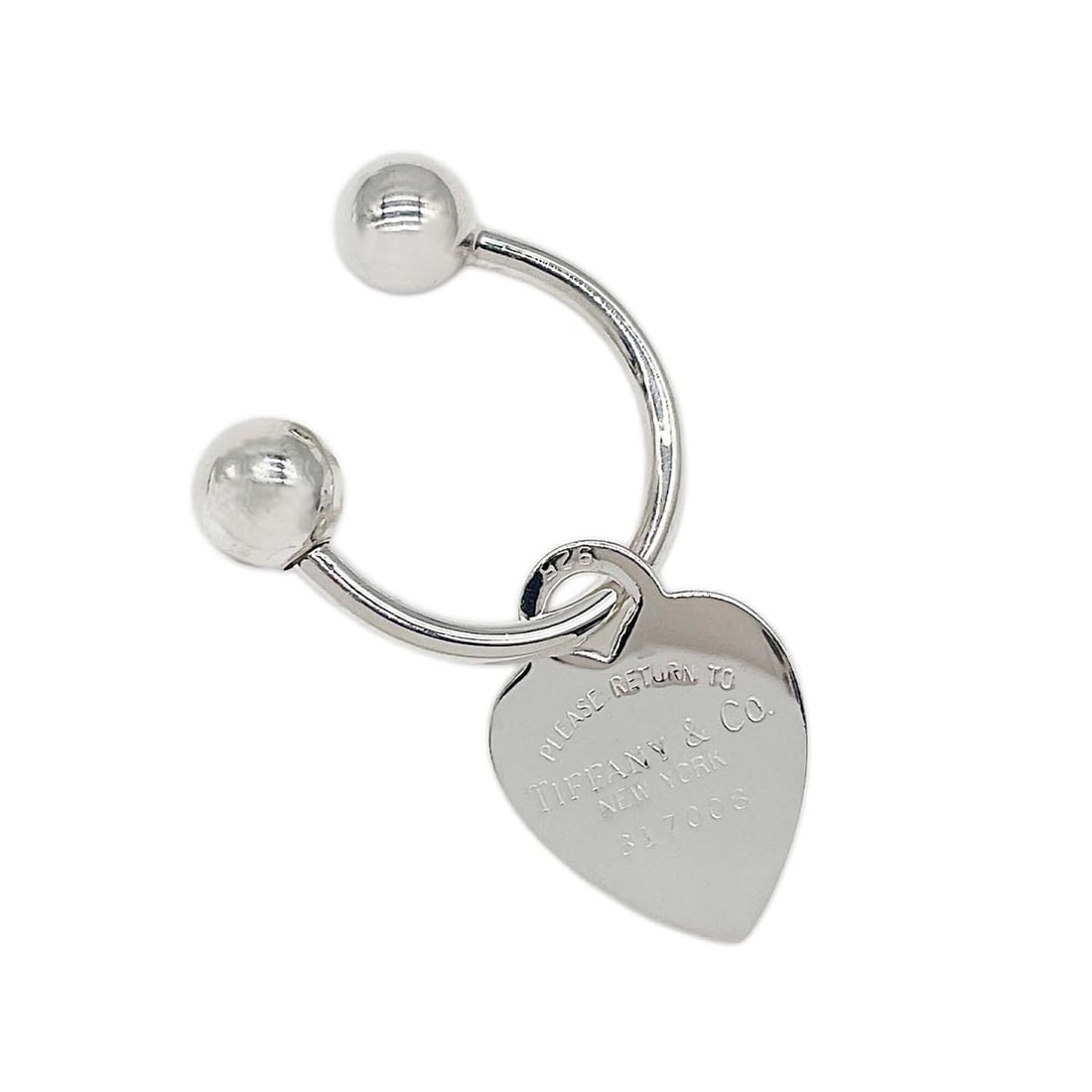 TIFFANY&Co. Tiffany Return to Heart Tag Keyring Keychain SV925 Silver Women's: --- Catalog ---Category: SizeSize (HxWxD): 2.7cm x 2cm / 1.06'' x 0.78''Category: DesignType: KeyringColor: SilverGender: WomenMaterial: Silver 925Category: GeneralBrand: Tiffany--- Item List ---Secti