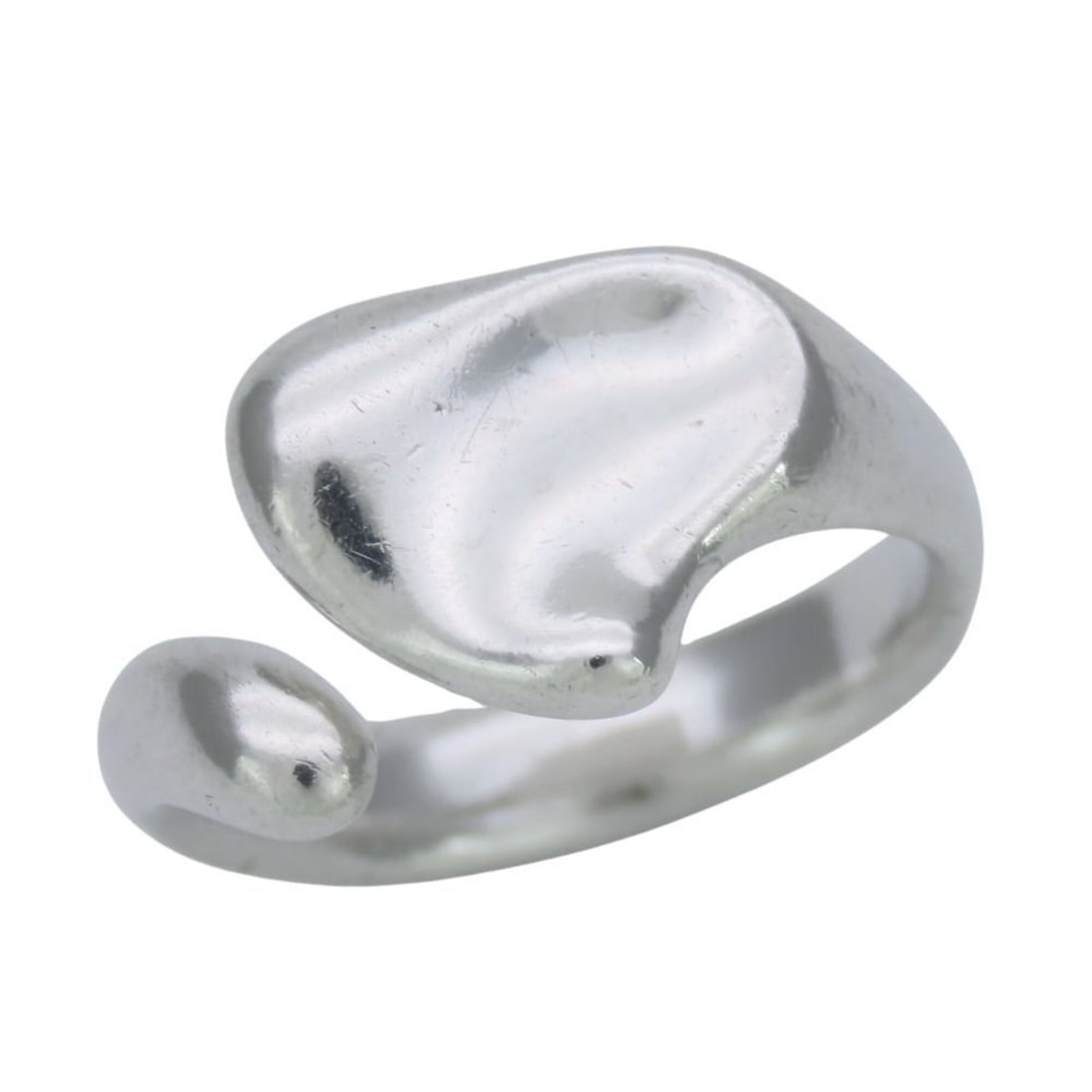 Tiffany & Co. Full Heart Ring, Sterling Silver 925, Women's.: --- Catalog ---Category: SizeJP Size: 9US Size: 5Category: DesignType: Band ringColor: SilverGender: WomenMaterial: Silver 925Category: GeneralBrand: Tiffany--- Item List ---Section: ConditionRanking: