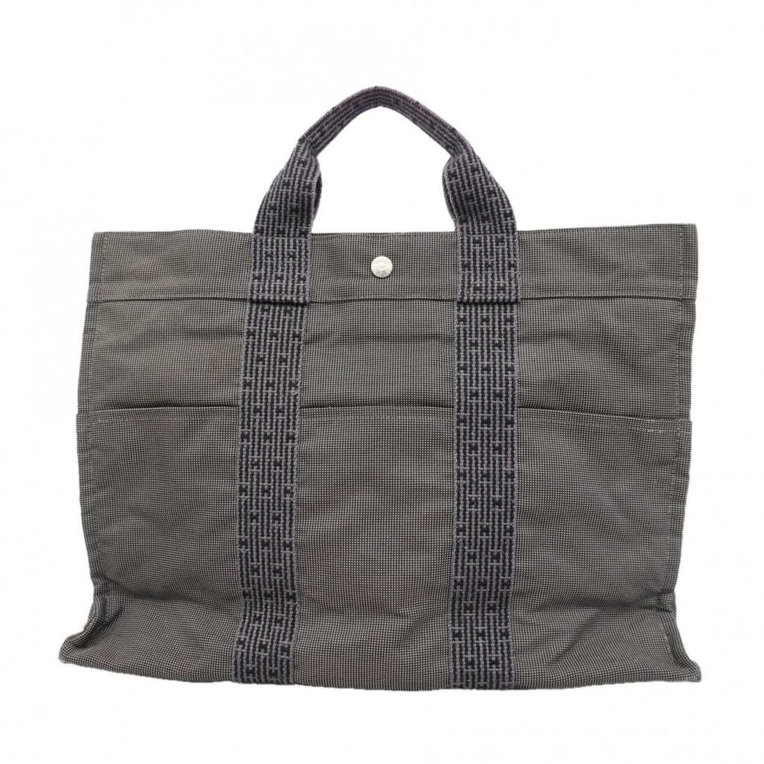 Hermes Herline MM Canvas Tote Bag, Gray, Men's/Women's, P3127423: --- Catalog ---Category: SizeSize (HxWxD): 31cm x 44cm x 12cm / 12.2'' x 17.32'' x 4.72''Category: DesignType: Tote bagColor: GrayGender: Men,WomenMaterial: Canvas Hardware Color: SilverCategory: Gene