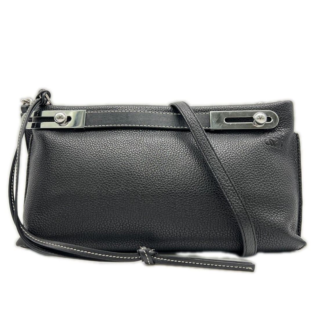 LOEWE Missy Small Leather Shoulder Bag 327.12KS28 Handbag Black Women's: --- Catalog ---Category: SizeSize (HxWxD): 16cm x 30cm x 5cm / 6.29'' x 11.81'' x 1.96''Strap Length: 112cm / 44.09''Handle Length: 22cm / 8.66''Category: DesignType: Handbag, Shoulder bagColor: Black