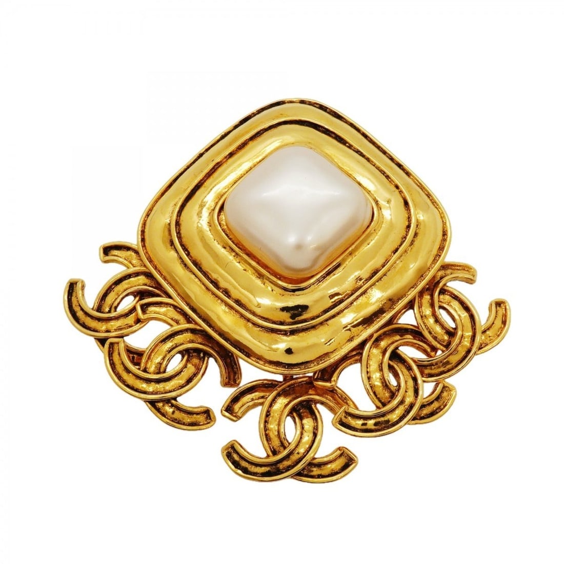 Chanel Brooch, Coco Mark, GP Plated, Faux Pearl, Gold, Women's: --- Catalog ---Category: SizeSize (HxWxD): 6.53cm x 6.76cm / 2.57'' x 2.66''Category: DesignType: BroochColor: GoldGender: WomenMaterial: Gold platingCategory: GeneralBrand: Chanel--- Item List ---Sec