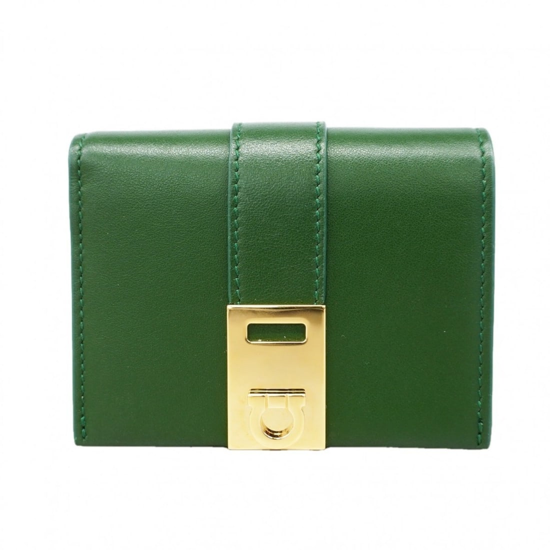 Salvatore Ferragamo wallet, Gancini design, leather, green, women's.: --- Catalog ---Category: SizeSize (HxWxD): 8cm x 11cm x 3cm / 3.14'' x 4.33'' x 1.18''Category: DesignType: Wallet (bi-fold)Color: GreenGender: WomenMaterial: Leather Category: GeneralBrand: Salvatore