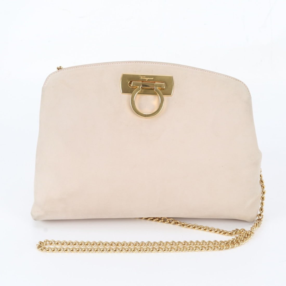 Salvatore Ferragamo Gancini Leather 2-Way Chain Shoulder Bag Clutch for Women: --- Catalog ---Category: SizeSize (HxWxD): 18cm x 28cm x 5cm / 7.08'' x 11.02'' x 1.96''Category: DesignType: Shoulder bagColor: PinkGender: WomenMaterial: Leather Category: GeneralBrand: Salvatore Fe