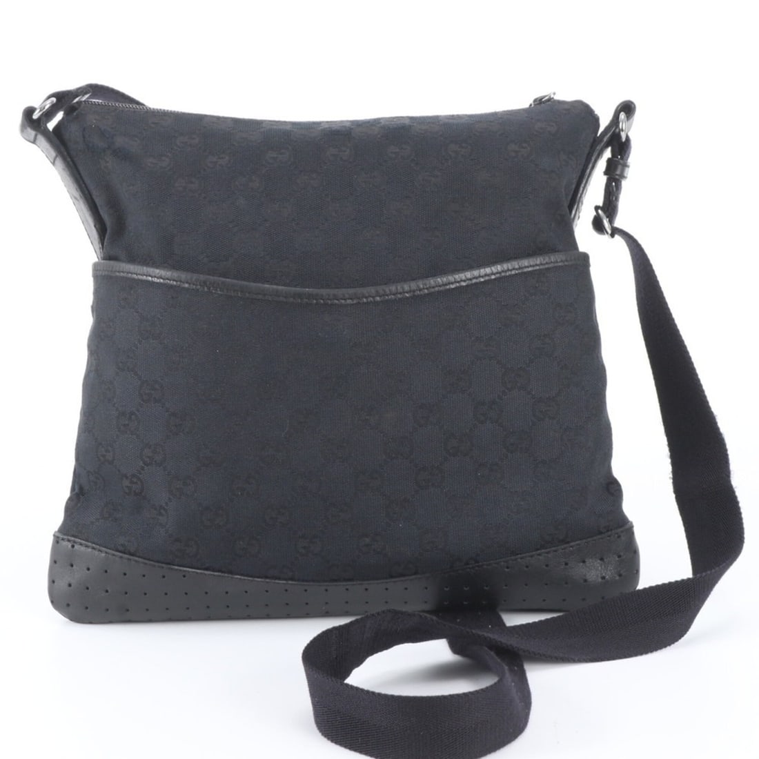 Gucci GG Canvas 145857 Leather Shoulder Bag Messenger Black Men's: --- Catalog ---Category: SizeSize (HxWxD): 28cm x 30cm x 4cm / 11.02'' x 11.81'' x 1.57''Category: DesignType: Shoulder bagColor: BlackGender: MenMaterial: Leather , Canvas Category: GeneralBrand: Guc