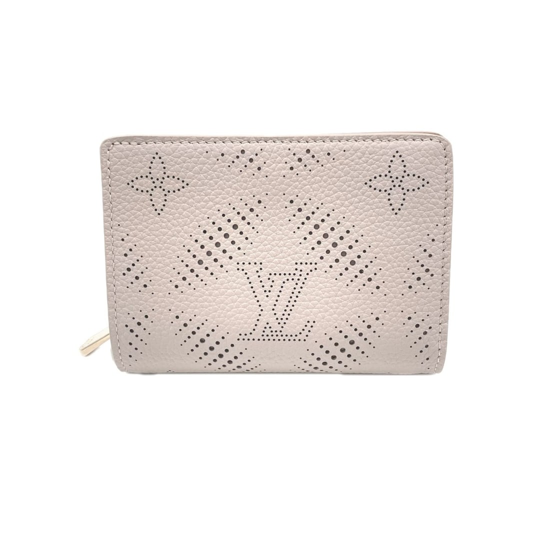LOUIS VUITTON Mahina Portefeuille Claire Bloom Grey M13470 Bi-fold Wallet Pink Calf Leather Women's: --- Catalog ---Category: SizeSize (HxWxD): 8cm x 11cm x 2.5cm / 3.14'' x 4.33'' x 0.98''Category: DesignType: Wallet (bi-fold)Color: Grayish, PinkGender: WomenMaterial: Leather Leather/Fur Type: Calf 