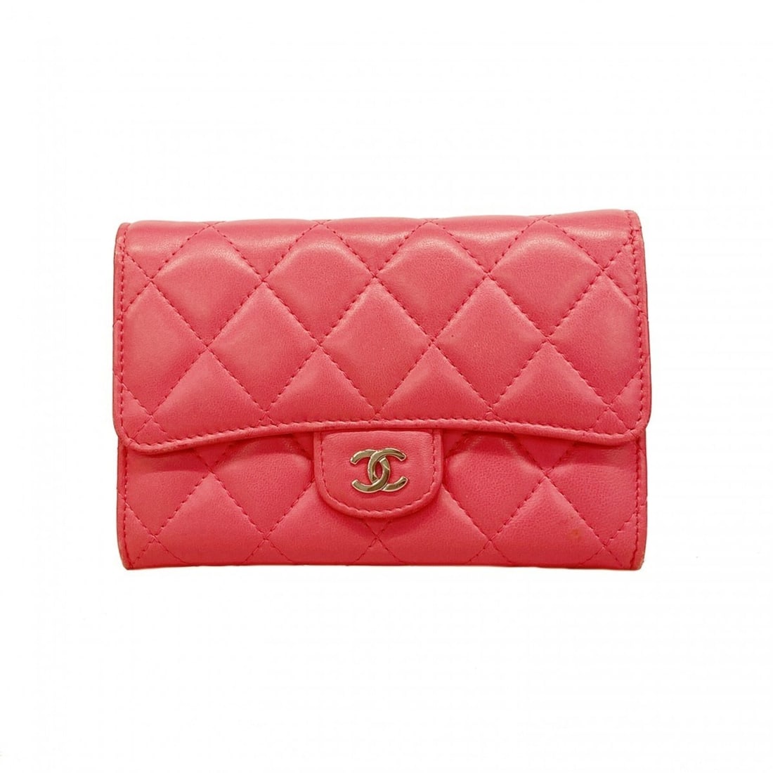Chanel Matelassé Lambskin Wallet/Coin Case, Pink, Women's: --- Catalog ---Category: SizeSize (HxWxD): 10.5cm x 15cm x 2.5cm / 4.13'' x 5.9'' x 0.98''Category: DesignType: Coin purse/coin caseColor: PinkGender: WomenMaterial: Leather Leather/Fur Type: Lambskin