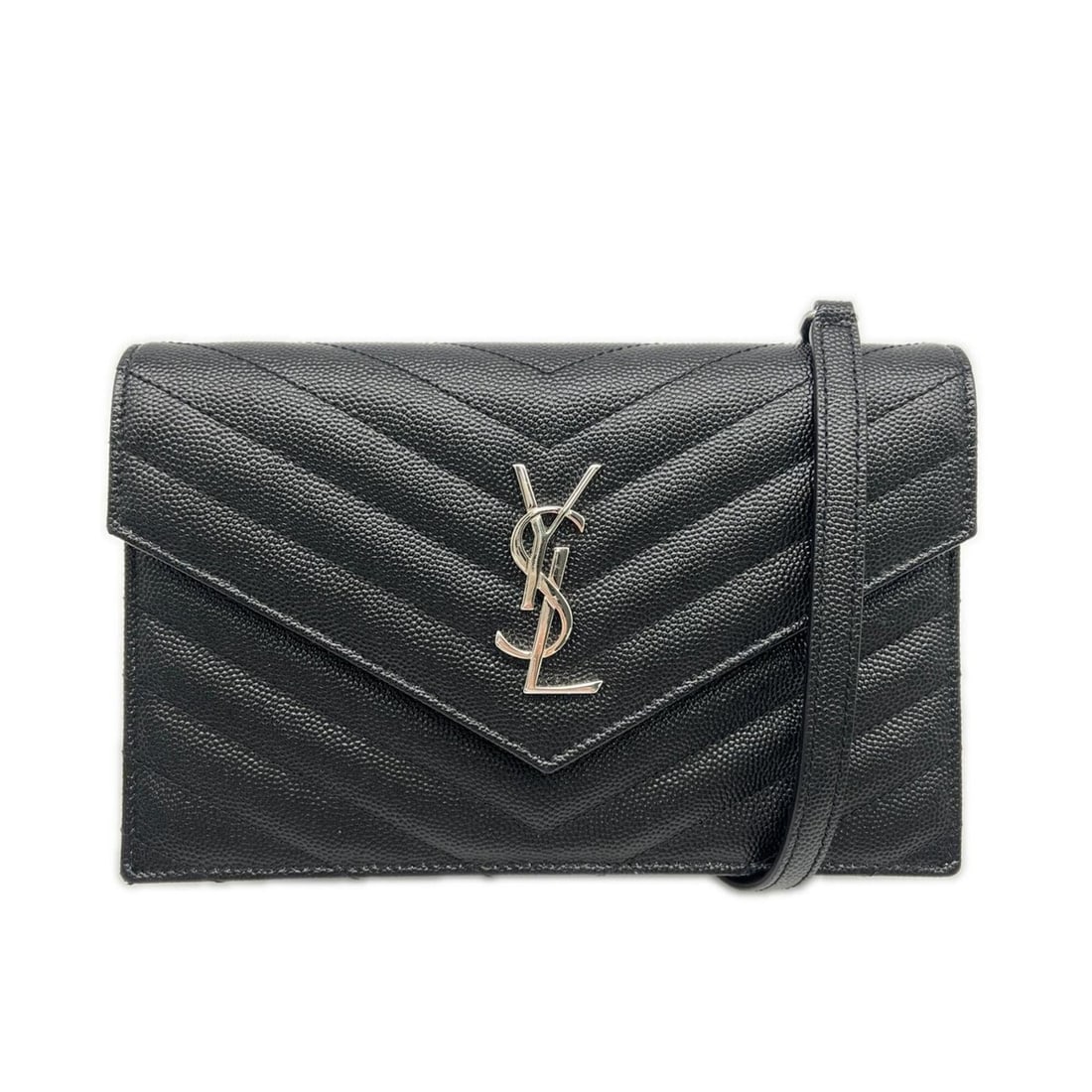 Yves Saint Laurent Women's Wallet Black: --- Catalog ---Category: SizeSize (HxWxD): 12cm x 19cm x 3.5cm / 4.72'' x 7.48'' x 1.37''Strap / Chain Length: 1.17m / 46.06''Category: DesignType: Chain/Shoulder walletColor: BlackGender: WomenMateri