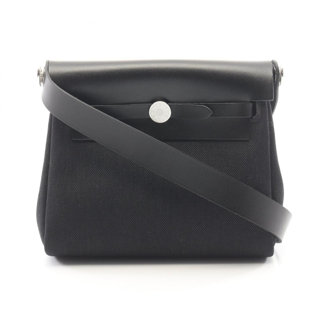 Hermes Herbag Zip Mini Shoulder Bag Handbag Toile Military Vache Hunter Women's Black: --- Catalog ---Category: SizeSize (HxWxD): 16cm x 20cm x 7cm / 6.29'' x 7.87'' x 2.75''Category: DesignType: Handbag, Shoulder bagColor: BlackGender: WomenCategory: GeneralBrand: Hermes--- Item List -