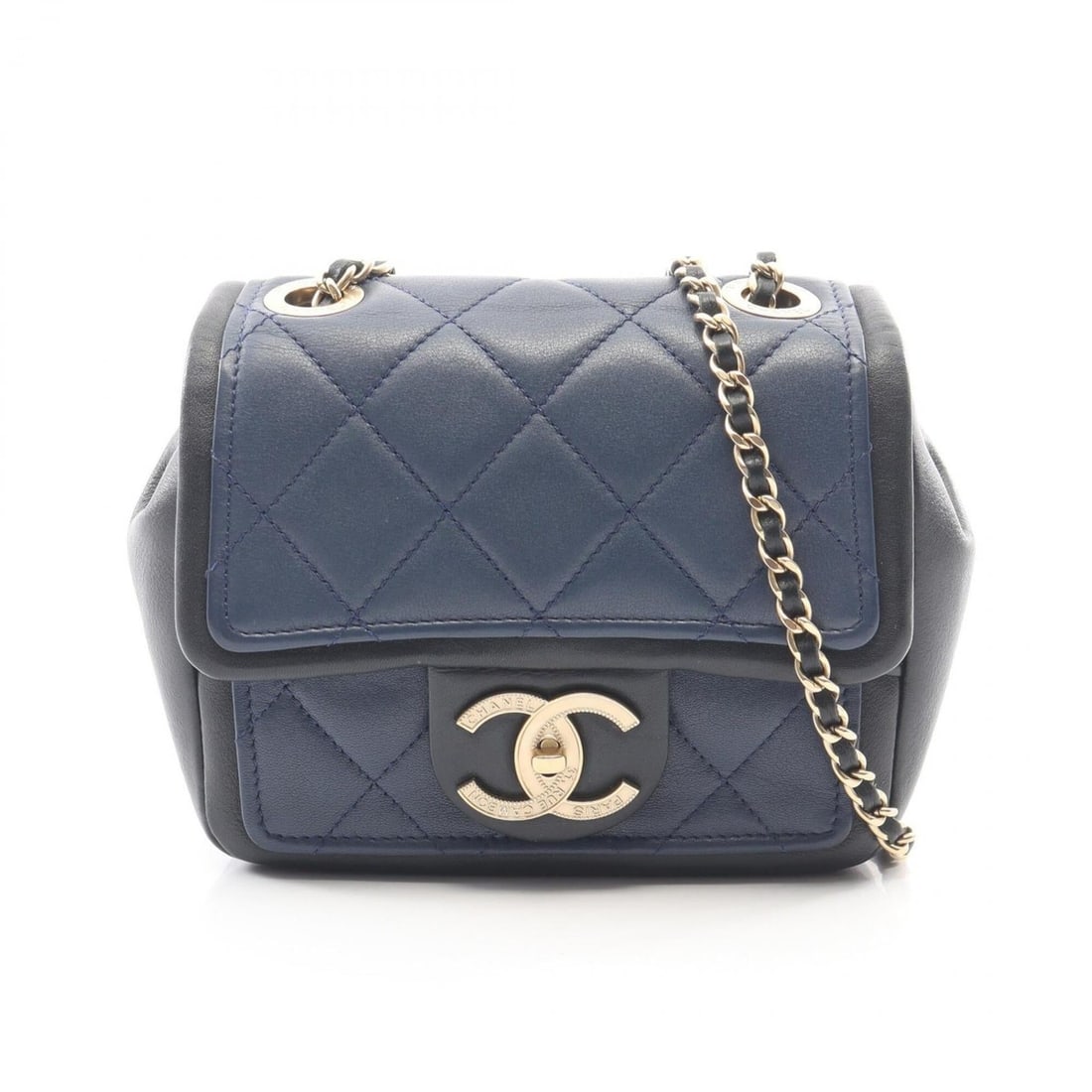 Chanel Mini Matelassé Shoulder Bag/Handbag, Lambskin Leather, Women's, Blue/Navy, A92210: --- Catalog ---Category: SizeSize (HxWxD): 12.5cm x 16cm x 6.5cm / 4.92'' x 6.29'' x 2.55''Category: DesignType: Handbag, Shoulder bagColor: Blue, NavyGender: WomenMaterial: Leather Leather/Fur Type: 