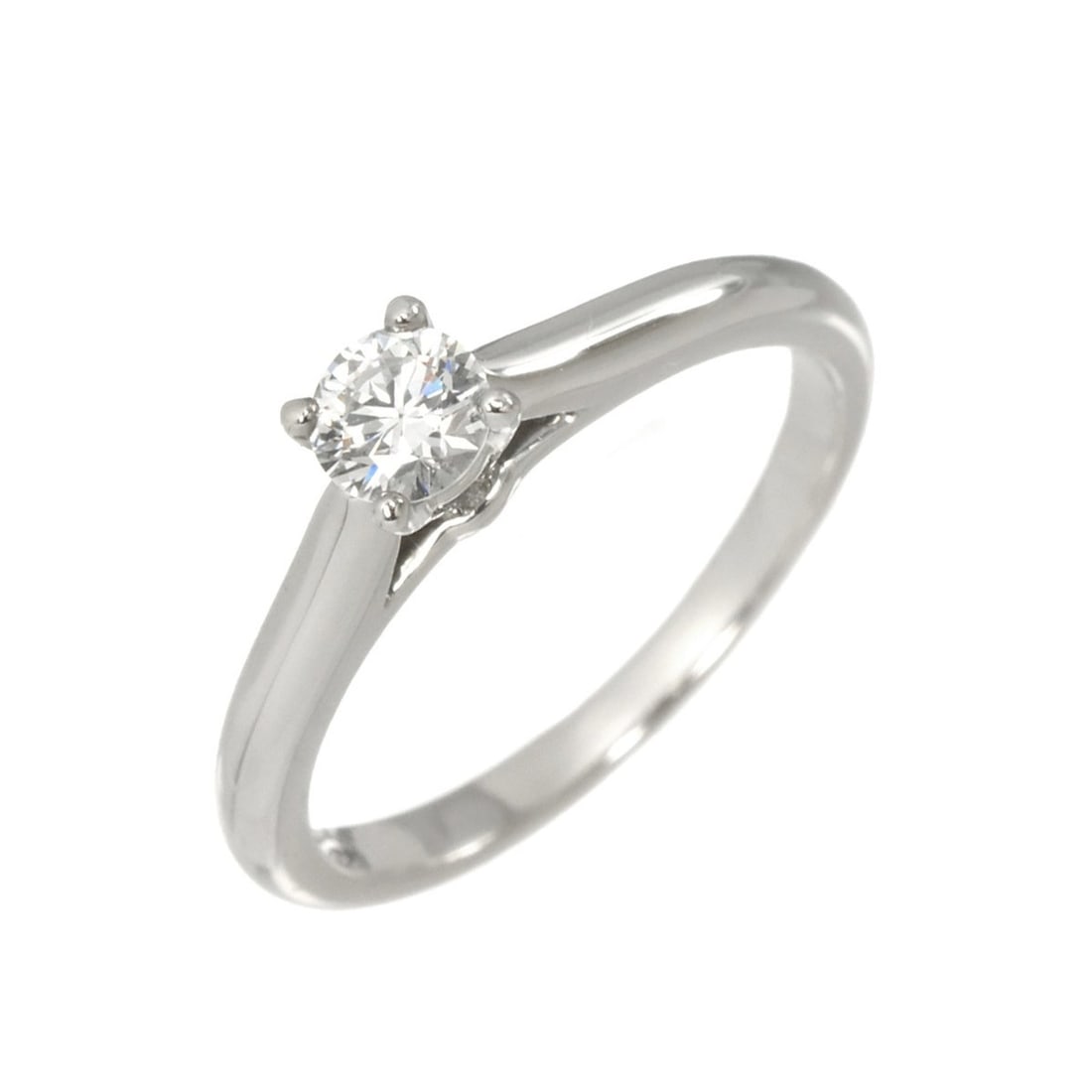Cartier 1895 Solitaire Ring #46, 0.21ct Diamond, Platinum.: --- Catalog ---Category: SizeUS Size: 3.5Brand Size: 46Category: DesignType: Band ringGender: WomenMaterial: Platinum 950Category: GeneralBrand: Cartier--- Item List ---Section: ConditionRanking: Rank