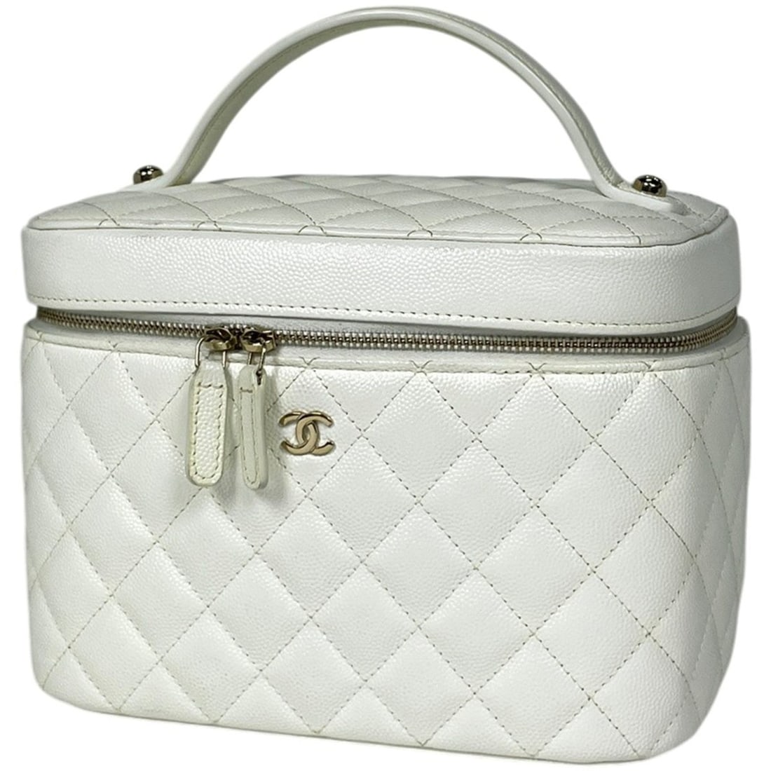 Chanel Coco Mark Vanity Bag, Cosmetic Pouch, Matelassé, with Mirror, Caviar Leather, White, AP2573,: --- Catalog ---Category: SizeSize (HxWxD): 15cm x 20cm x 13cm / 5.9'' x 7.87'' x 5.11''Category: DesignType: Pouch, Vanity bagColor: WhiteGender: WomenMaterial: Grained Calfskin Category: GeneralMPN: 