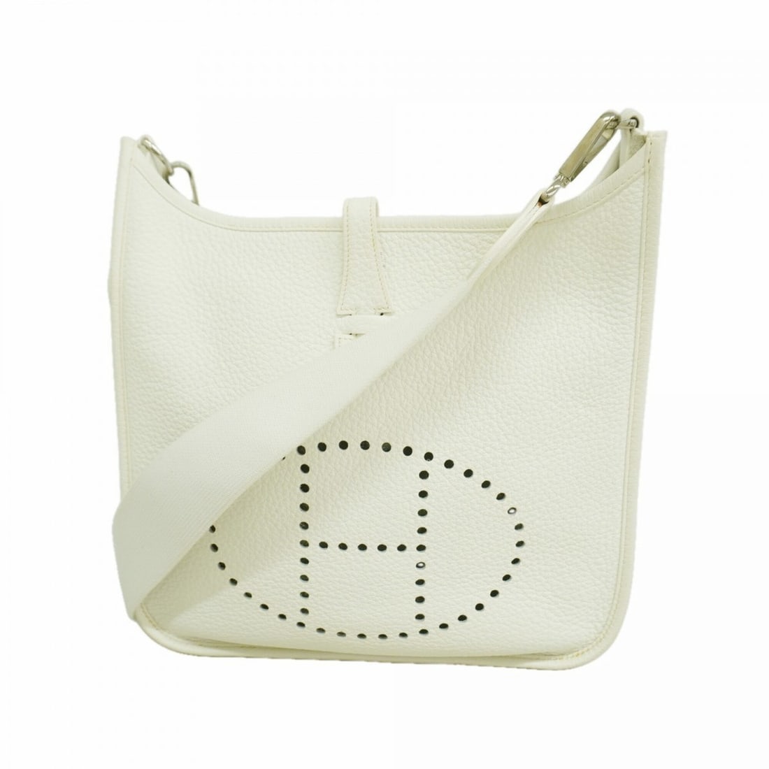 Hermes Evelyne 3PM Shoulder Bag, Taurillon Clemence Leather, White, ?L Stamp, Women's: --- Catalog ---Category: SizeSize (HxWxD): 28cm x 26cm x 8cm / 11.02'' x 10.23'' x 3.14''Category: DesignType: Shoulder bagColor: WhiteGender: WomenMaterial: Taurillon clemence leather Hardware Color: