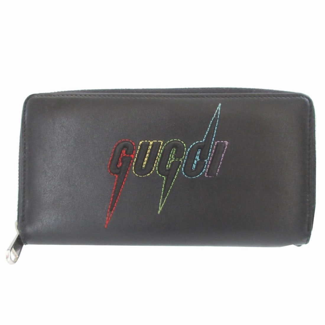 Gucci 597677 Blade Embroidery Leather Black Round Zip Long Wallet 1483GUCCI: --- Catalog ---Category: SizeSize (HxWxD): 10.5cm x 19cm x 2cm / 4.13'' x 7.48'' x 0.78''Category: DesignType: Long wallet (bi-fold)Color: BlackGender: WomenMaterial: Leather Category: GeneralMPN: 597