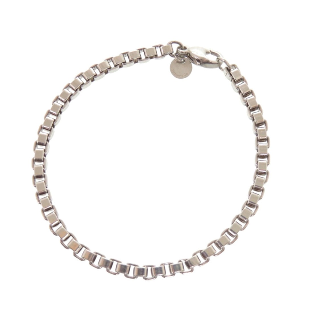 Tiffany & Co. Venetian Link Sterling Silver 925 Bracelet (0916): --- Catalog ---Category: SizeLength: 19cm / 7.48''Category: DesignType: Charm braceletColor: SilverGender: WomenMaterial: Silver 925Category: GeneralBrand: Tiffany--- Item List ---Section: ConditionRa