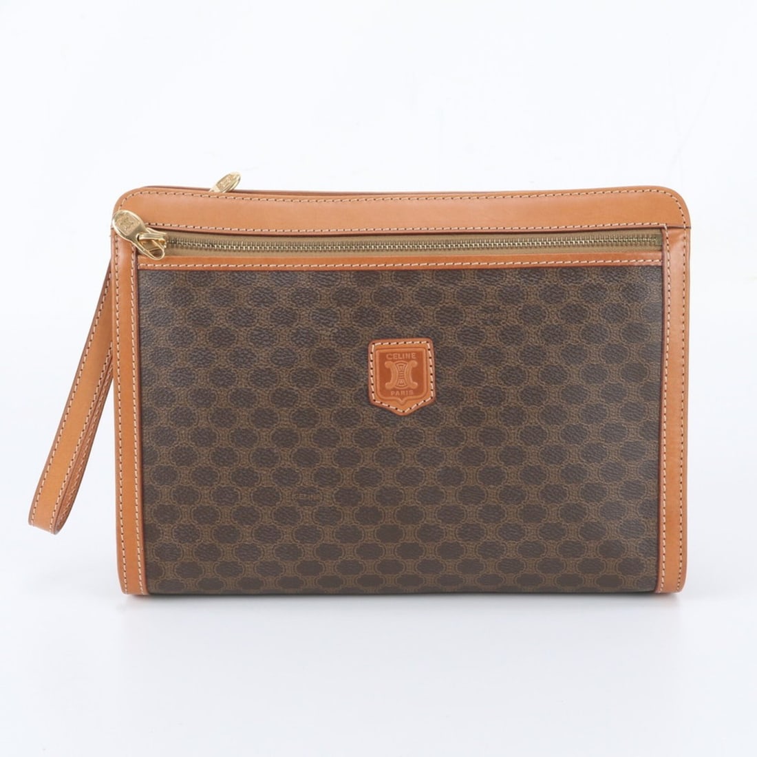 Celine Macadam Leather Second Bag Clutch Handbag Pouch Brown Men's: --- Catalog ---Category: SizeSize (HxWxD): 20cm x 28cm x 6cm / 7.87'' x 11.02'' x 2.36''Category: DesignType: Clutch bag, PouchColor: BrownGender: MenMaterial: Leather , Coated canvas Category: Genera