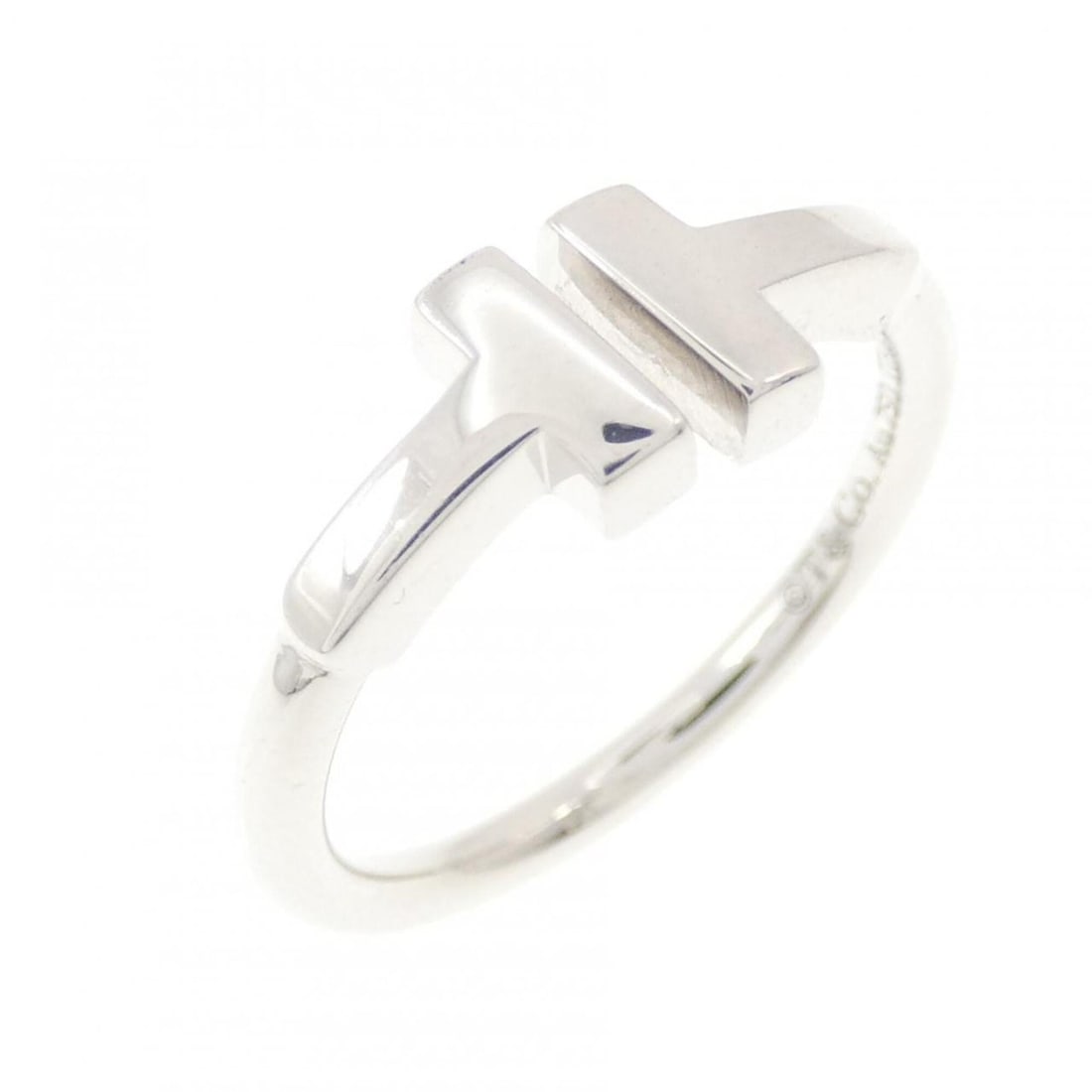 Tiffany T Wire Ring: --- Catalog ---Category: SizeJP Size: 6US Size: 3.5Category: DesignType: Band ringGender: WomenMaterial: White gold (18K)Category: GeneralBrand: Tiffany--- Item List ---Section: ConditionRanking: