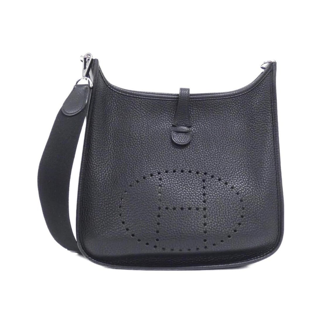 Hermes Evelyne 3 PM 056277CK Shoulder Bag: --- Catalog ---Category: SizeSize (HxWxD): 29cm x 28cm x 8cm / 11.41'' x 11.02'' x 3.14''Category: DesignType: Shoulder bagColor: BlackGender: WomenMaterial: Taurillon clemence leather Hardware Color: