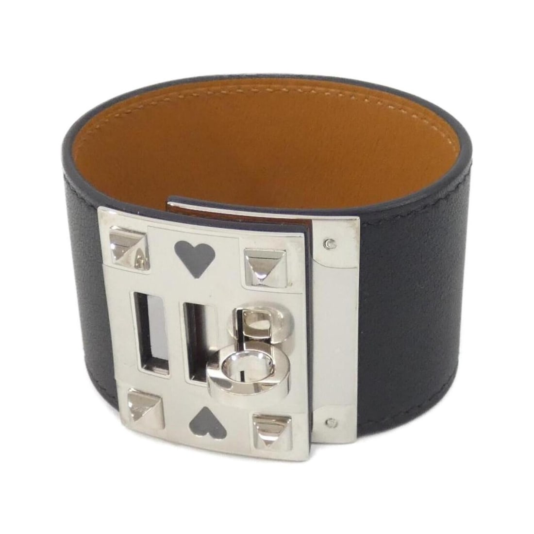 Hermes Az de Coeur 081863CK Bracelet: --- Catalog ---Category: SizeLength: 15cm - 17cm / 5.9'' - 6.69''Category: DesignType: Charm braceletColor: BlackGender: Men,WomenMaterial: Swift leatherCategory: GeneralMPN: 081863CKBrand: Hermes---