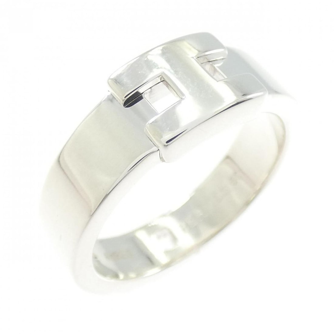Hermes 925 Ring: --- Catalog ---Category: SizeUS Size: 5.5Brand Size: 50Category: DesignType: Band ringGender: WomenMaterial: Silver 925Category: GeneralBrand: Hermes--- Item List ---Section: ConditionRanking: Rank A