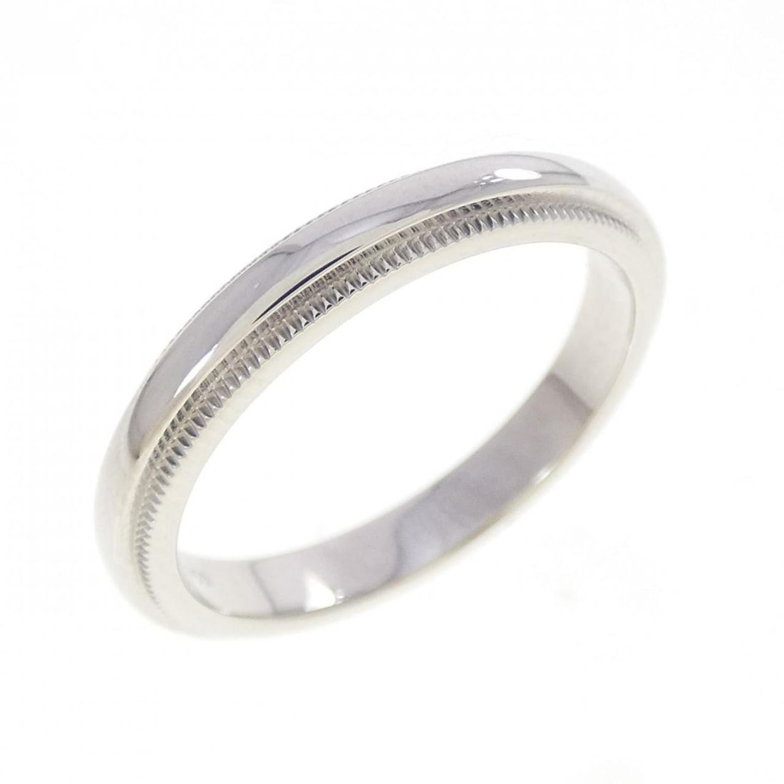 Tiffany & Co. Milgrain Ring: --- Catalog ---Category: SizeJP Size: 4.0US Size: 3Category: DesignType: Band ringGender: WomenMaterial: Platinum 950Category: GeneralBrand: Tiffany--- Item List ---Section: ConditionRanking: Rank A U