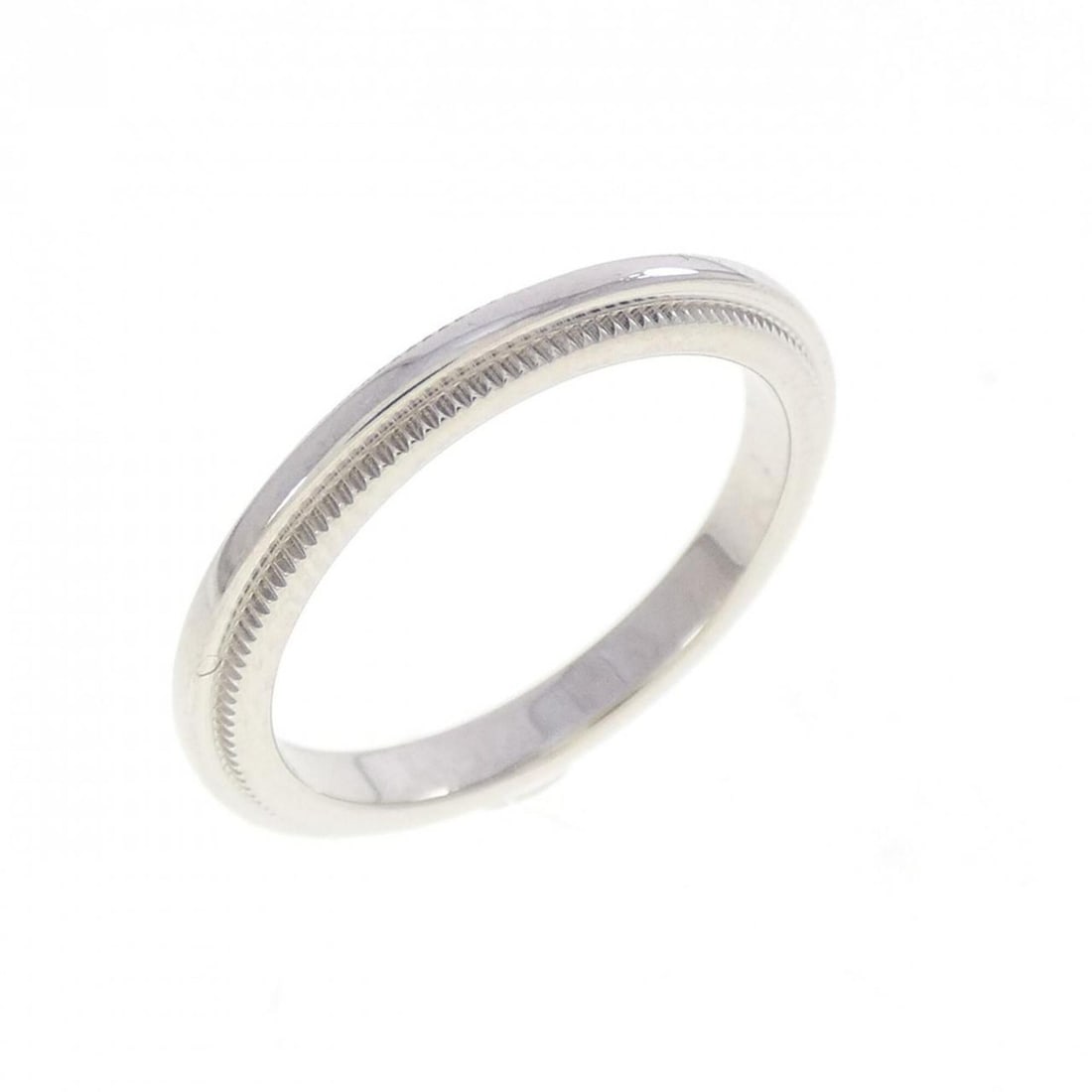 Tiffany & Co. Milgrain Ring: --- Catalog ---Category: SizeJP Size: 4.0US Size: 3Category: DesignType: Band ringGender: WomenMaterial: Platinum 950Category: GeneralBrand: Tiffany--- Item List ---Section: ConditionRanking: Rank A U