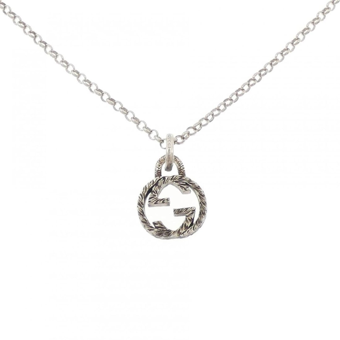 Gucci Interlocking G Necklace: --- Catalog ---Category: SizePendant Size: 21.5mm x 13mm / 0.84'' x 0.51''Neck Circumference: 45 cm - 50 cm / 17.71'' - 19.68''Category: DesignGender: WomenMaterial: Silver 925Pendant Type: PendantNec