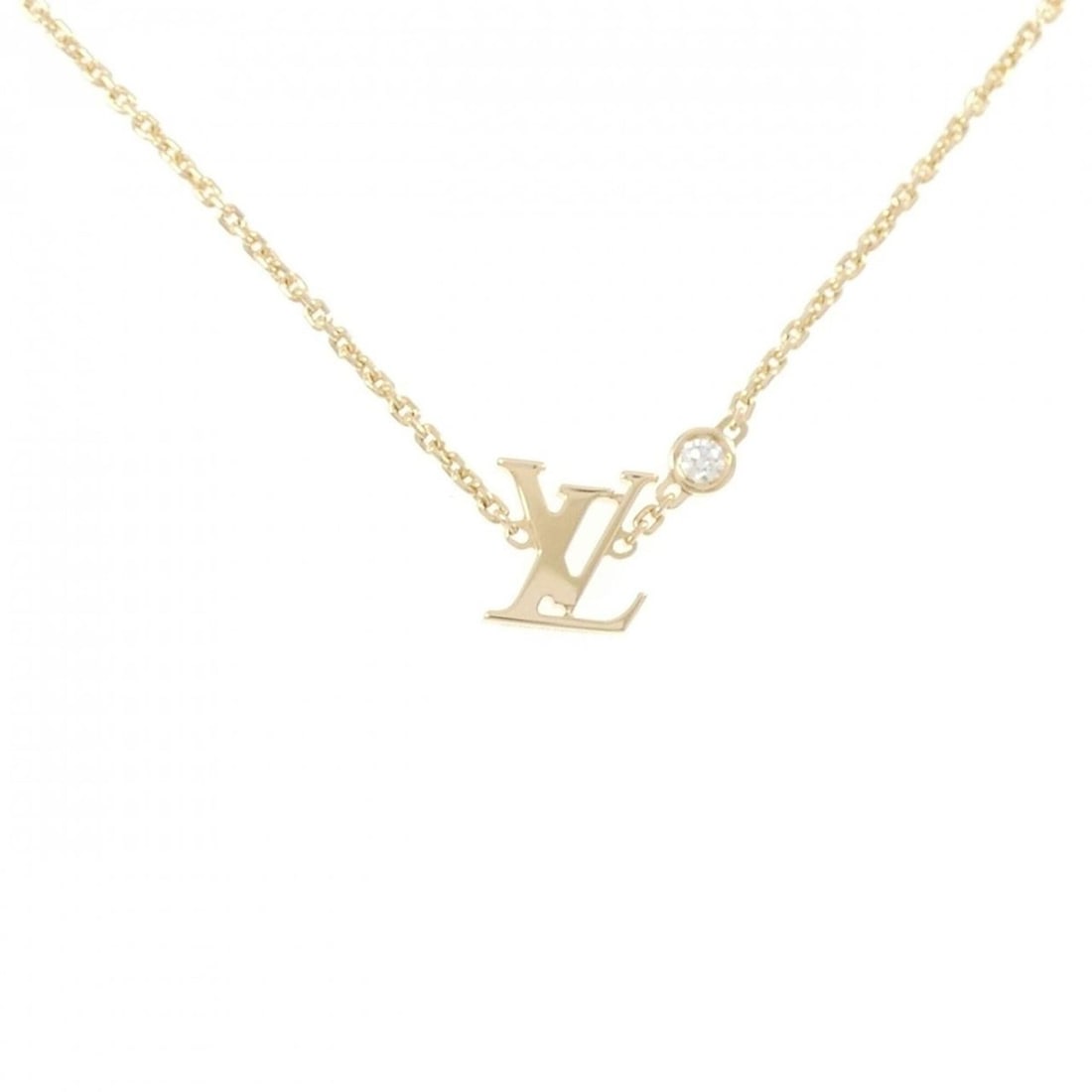 Louis Vuitton Pendant Idylle Blossom Necklace: --- Catalog ---Category: SizePendant Size: 7.8mm x 7.6mm / 0.3'' x 0.29''Neck Circumference: 40 cm / 15.74''Category: DesignGender: WomenMaterial: Yellow gold (18K)Pendant Type: PendantNecklace Type: