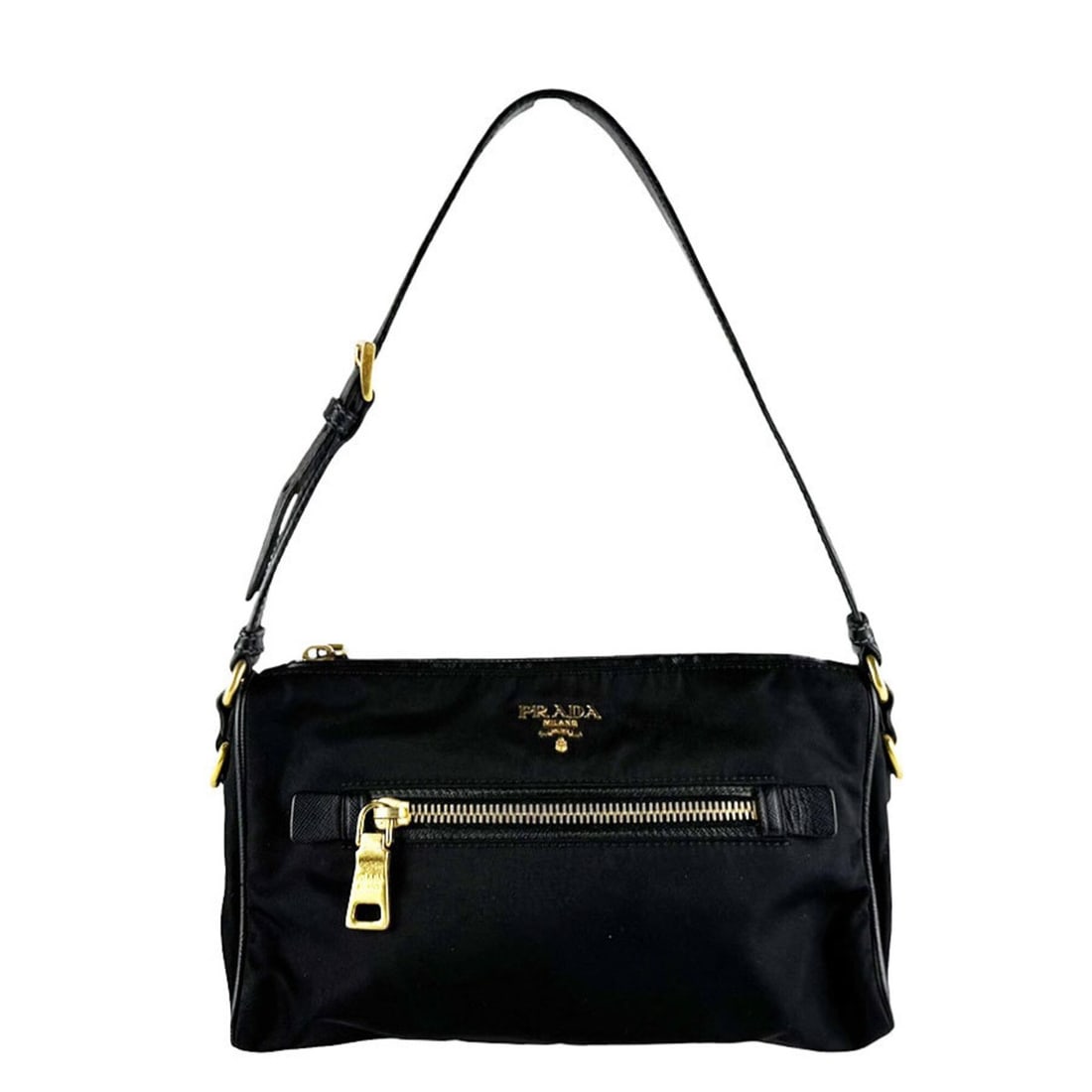 Prada handbag, nylon and leather, black, women's, z10455: --- Catalog ---Category: SizeSize (HxWxD): 15cm x 24cm x 7cm / 5.9'' x 9.44'' x 2.75''Category: DesignType: HandbagColor: BlackGender: WomenMaterial: Nylon , Leather Category: GeneralBrand: Prada---