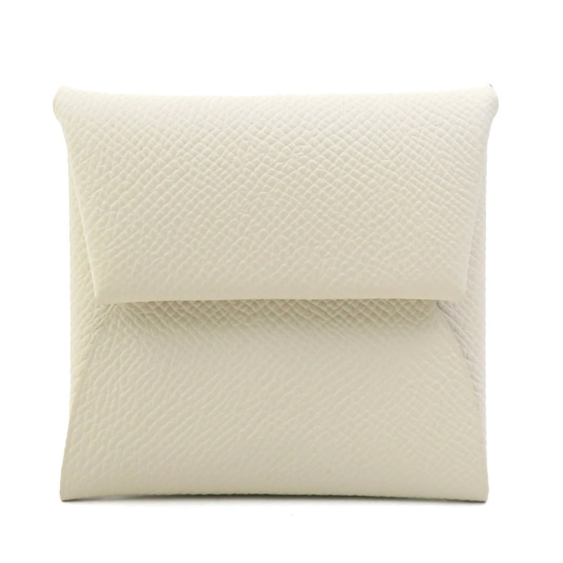 Hermes HERMES Wallet/Coin Purse Bastia Veau Epsom Craie Men's Women's r11321j: --- Catalog ---Category: SizeSize (HxWxD): 8cm x 8cm x 1cm / 3.14'' x 3.14'' x 0.39''Category: DesignType: Coin purse/coin caseColor: WhiteGender: Men,WomenMaterial: Epsom leather Category: GeneralBra