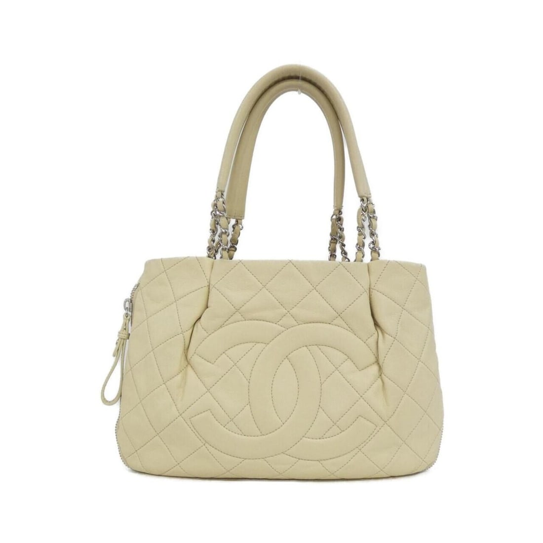 Chanel 50281 handbag: --- Catalog ---Category: SizeSize (HxWxD): 25cm x 34cm x 3cm / 9.84'' x 13.38'' x 1.18''Category: DesignType: HandbagColor: IvoryGender: WomenMaterial: Ivory Category: GeneralMPN: 50281Brand: Chanel--