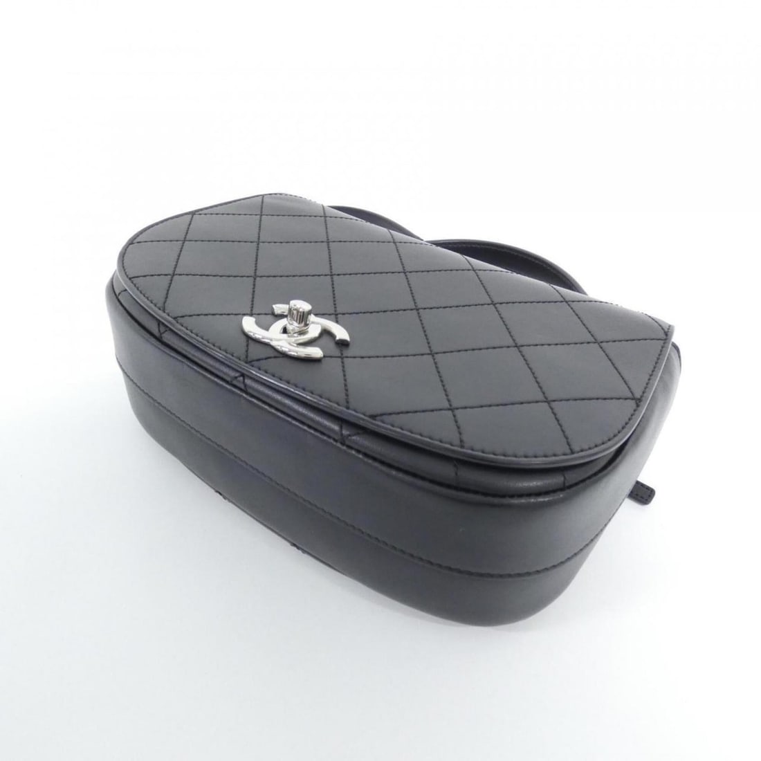 Chanel handbag - 3