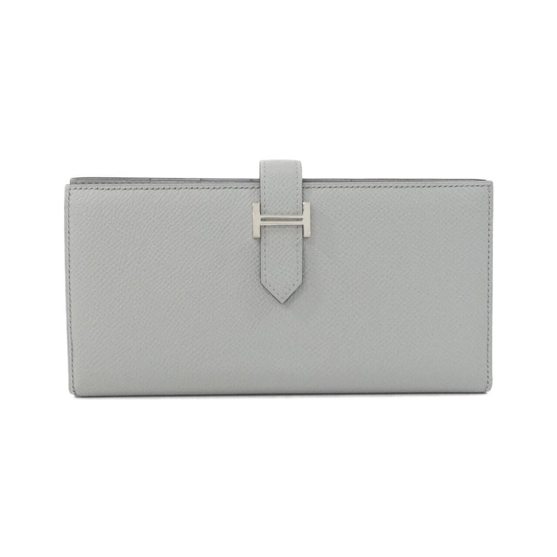 Hermes Bearn Soufflé 039785CK Wallet: --- Catalog ---Category: SizeSize (HxWxD): 9cm x 17.5cm x 1.5cm / 3.54'' x 6.88'' x 0.59''Category: DesignType: Long wallet (bi-fold)Color: Blue, GrayGender: Women,MenMaterial: Epsom leather