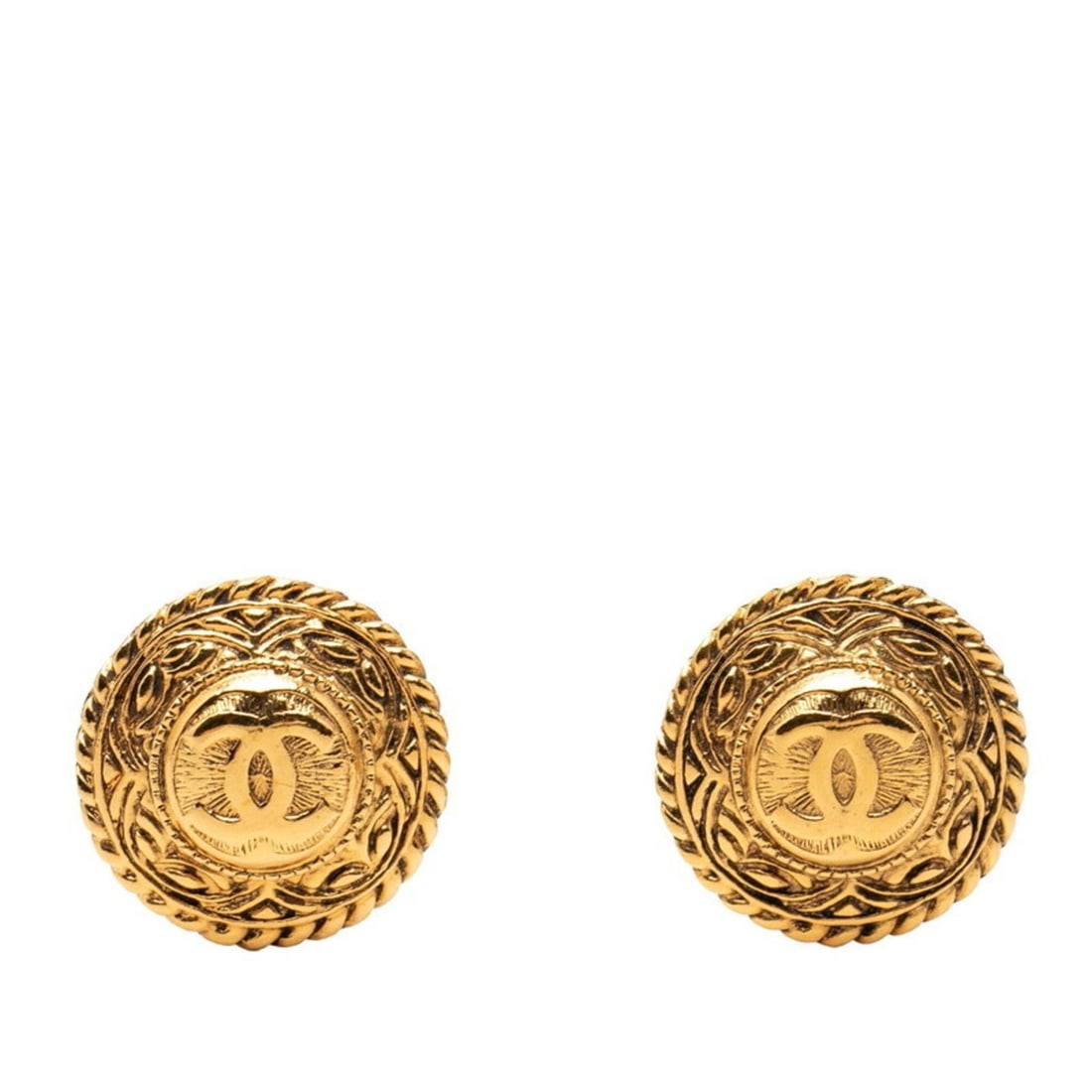 Chanel Coco Mark Round Earrings, Gold Plated (GP), Women's.: --- Catalog ---Category: SizeSize (HxWxD): 31.00mm x 31.00mm / 1.22'' x 1.22''Category: DesignType: Clip earringsColor: GoldGender: WomenMaterial: Gold platingCategory: GeneralBrand: Chanel--- Item Li