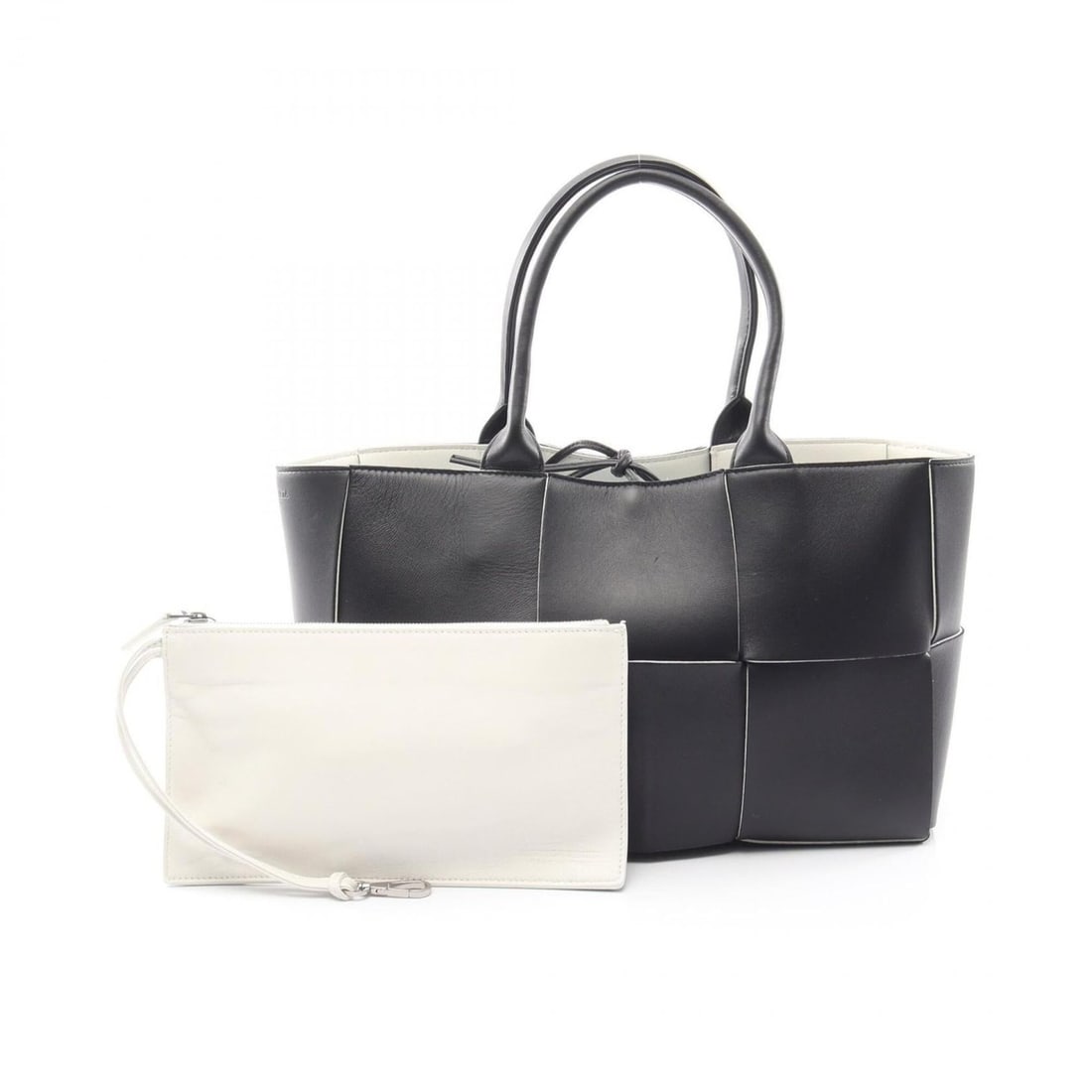 Bottega Veneta Arco Maxi Intrecciato Tote Bag Handbag Leather Women's Black 652867: --- Catalog ---Category: SizeSize (HxWxD): 20cm x 30cm x 11.5cm / 7.87'' x 11.81'' x 4.52''Category: DesignType: Handbag, Pouch, Tote bagColor: BlackGender: WomenMaterial: Leather Category: