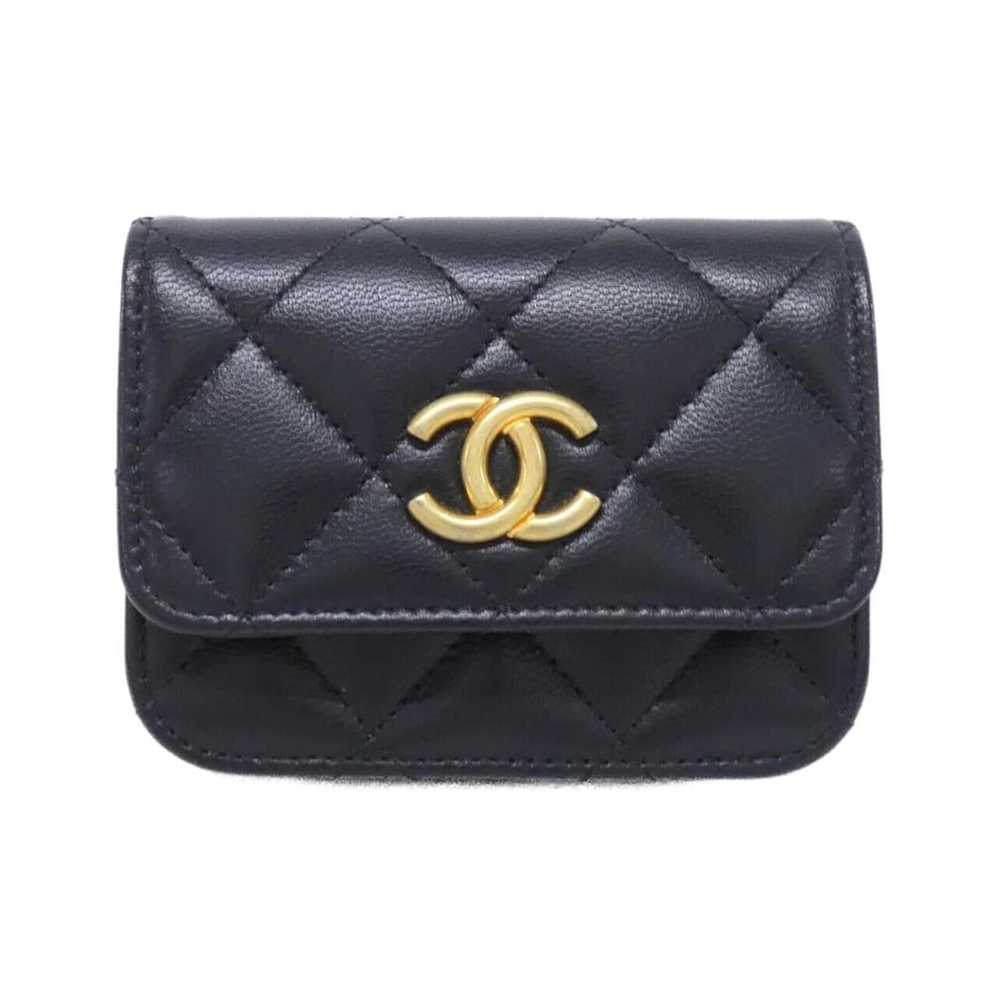 Chanel AP2549 Waist Bag: --- Catalog ---Category: SizeSize (HxWxD): 7.5cm x 10cm x 3cm / 2.95'' x 3.93'' x 1.18''Category: DesignType: Fanny packColor: BlackGender: WomenMaterial: Leather Category: GeneralBrand: Chanel---